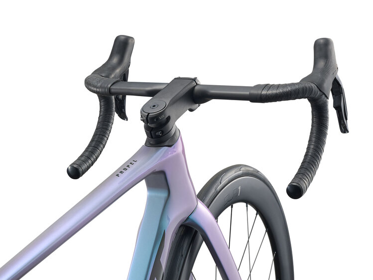 Giant 2026 Giant Propel Advanced Pro 0 (Di2) Prismatic Haze