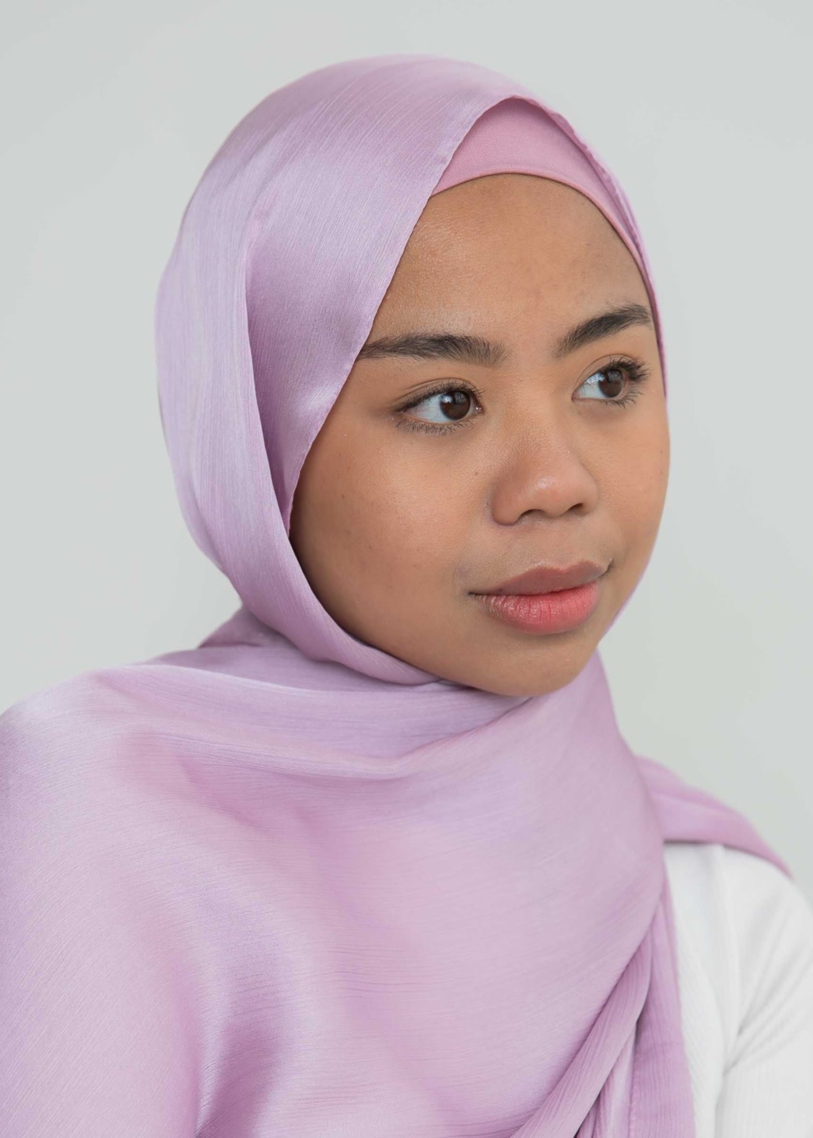 Nasiba Fashion Luxe Satin Shawl Lavender