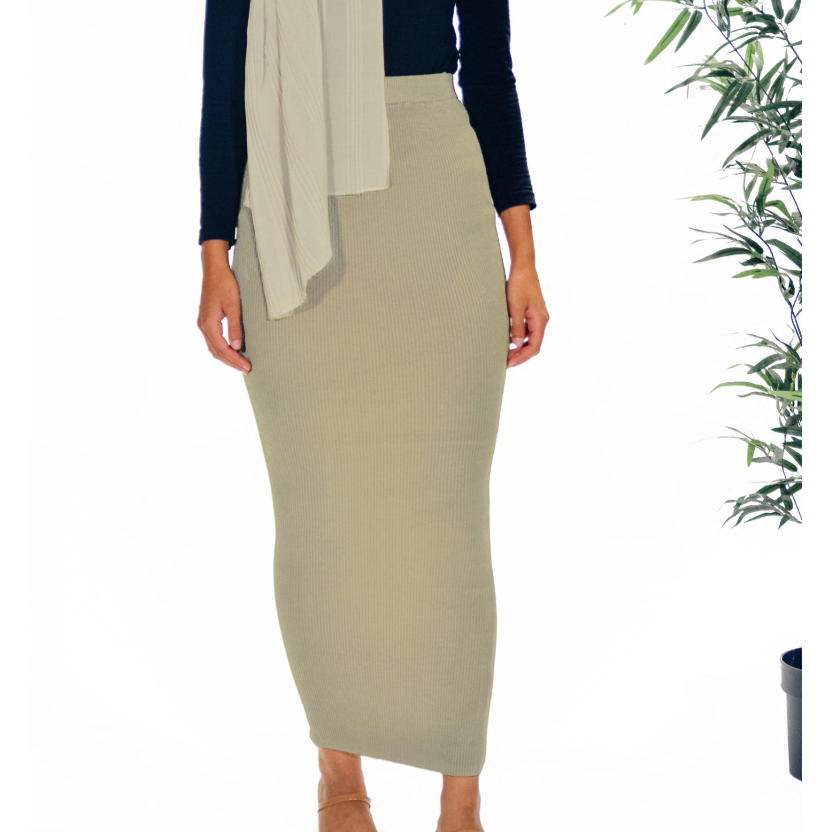 beige ribbed skirt