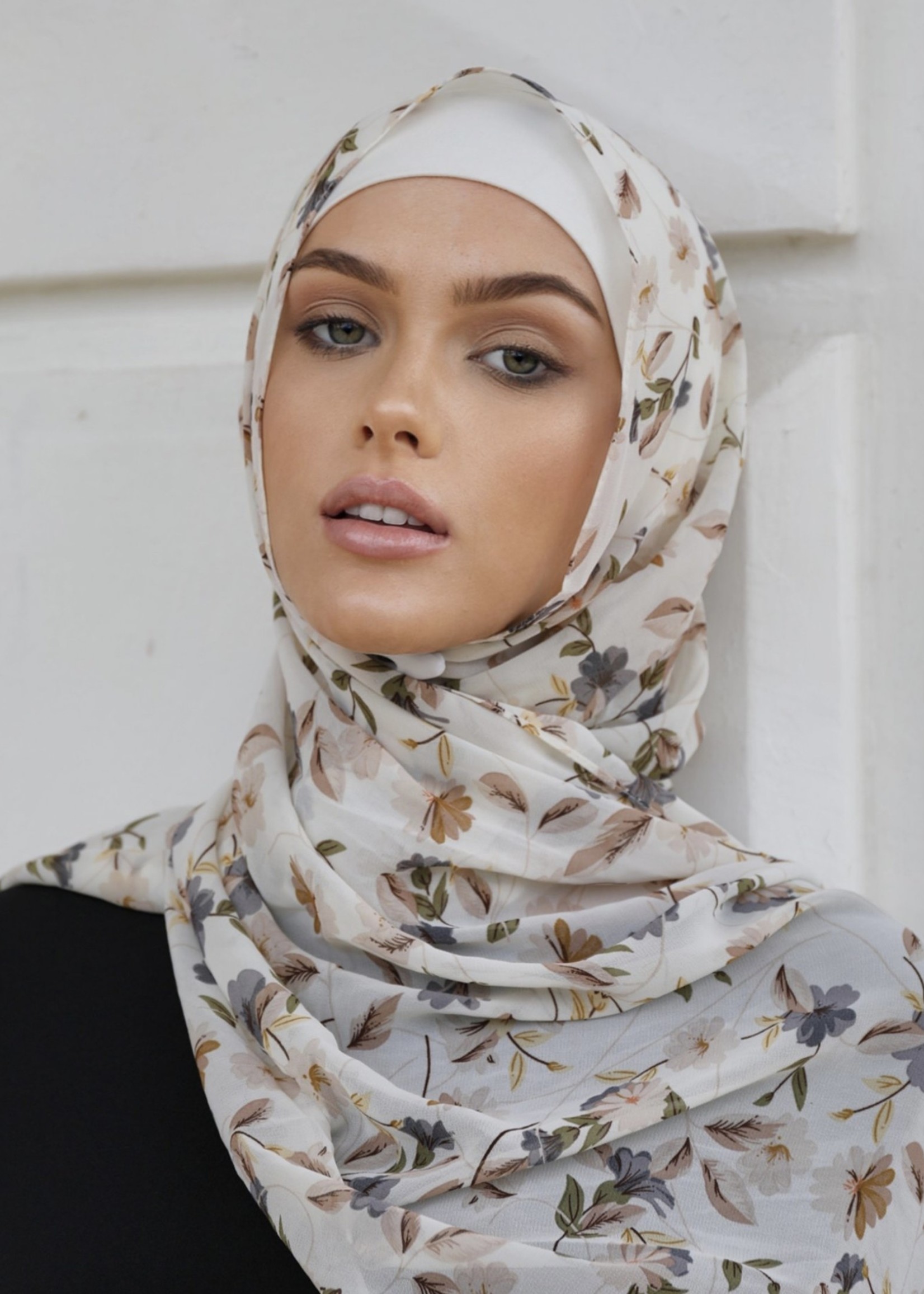 Nasiba Fashion Magnolia Floral shawl