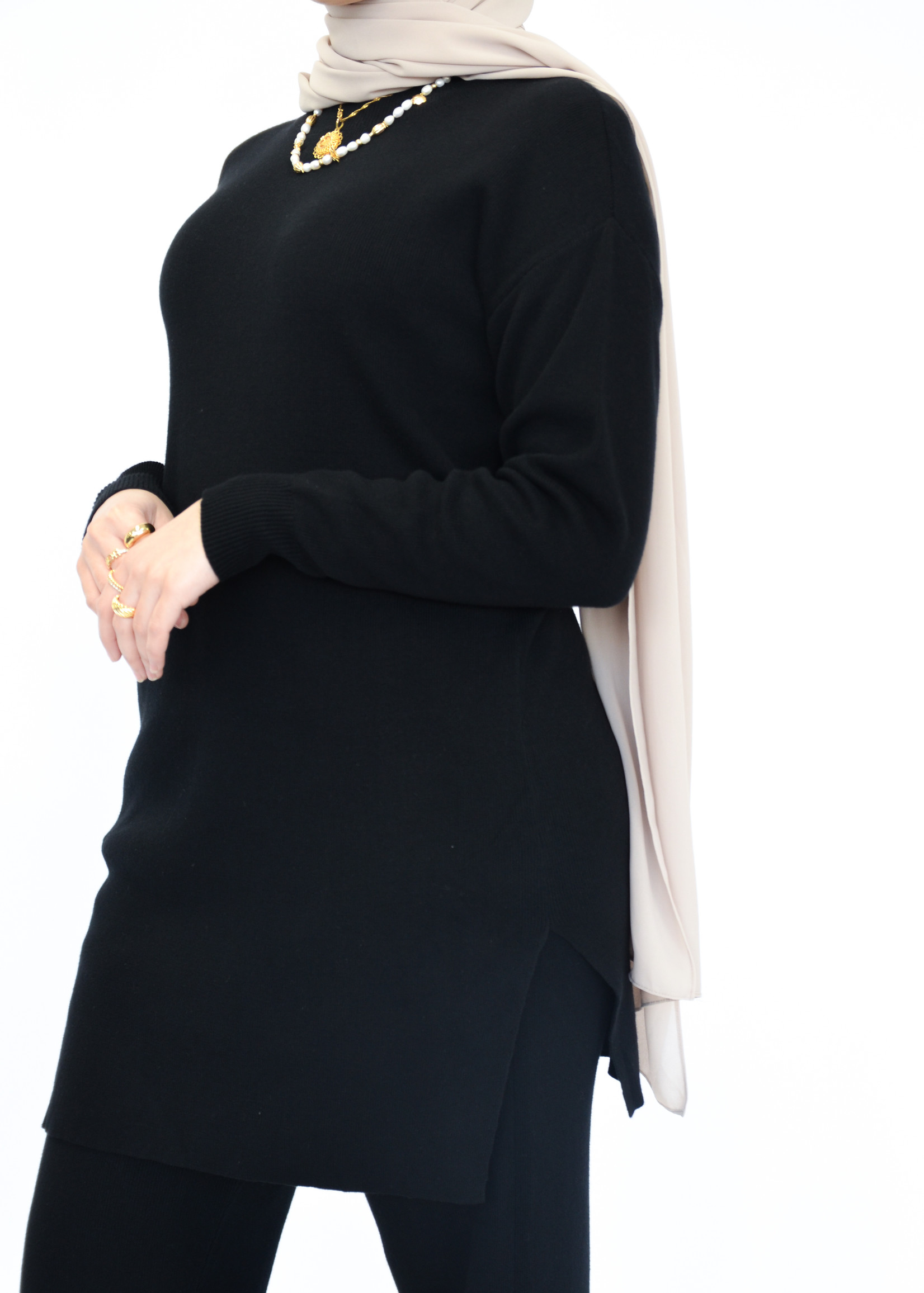 Nasiba Fashion Black wintertide top