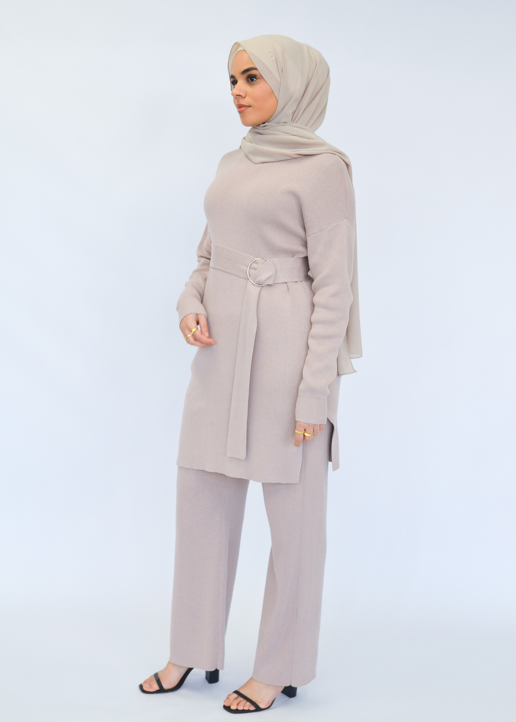 Nasiba Fashion Rose beige wintertide top