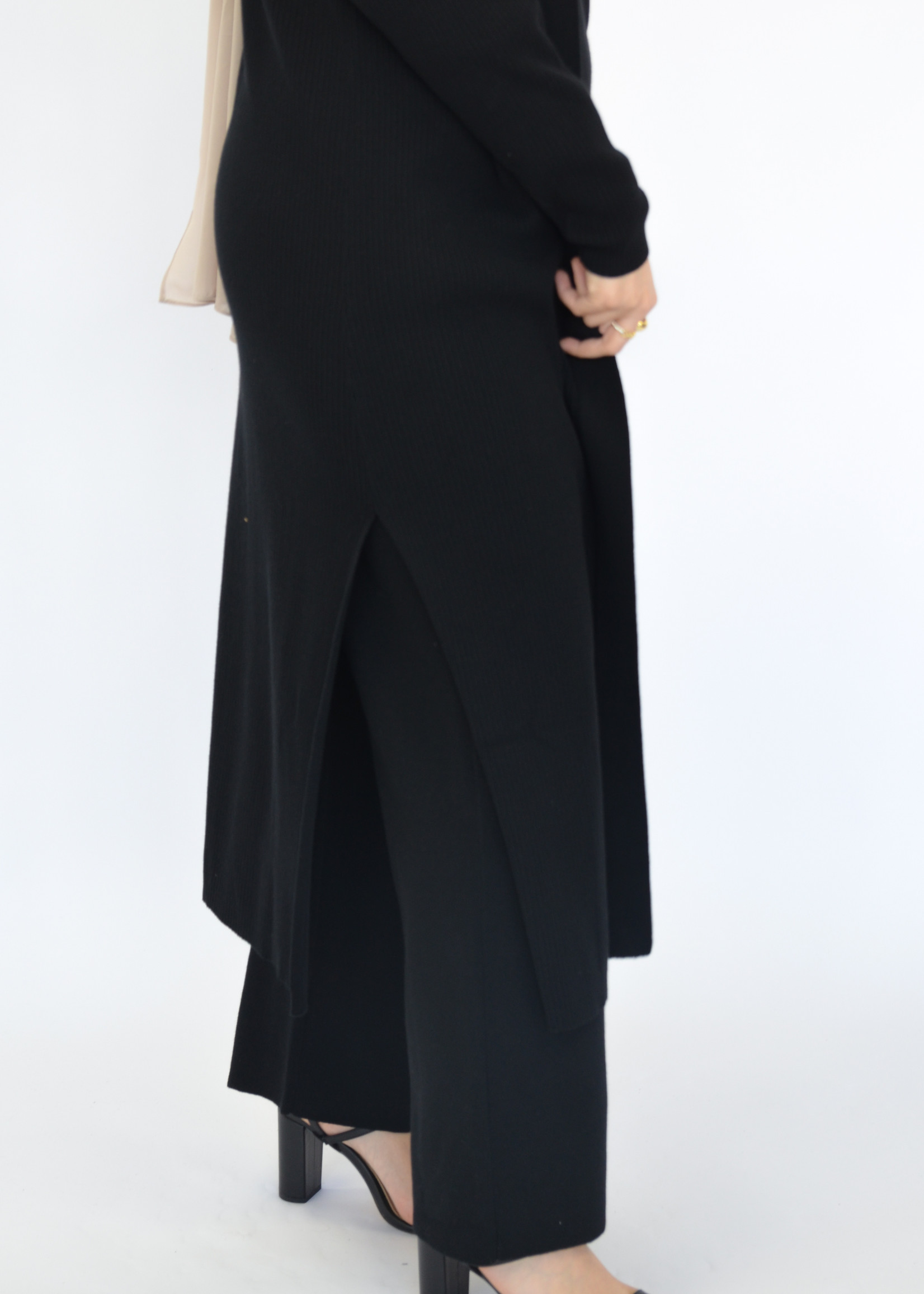 Nasiba Fashion Black wintertide cardigan