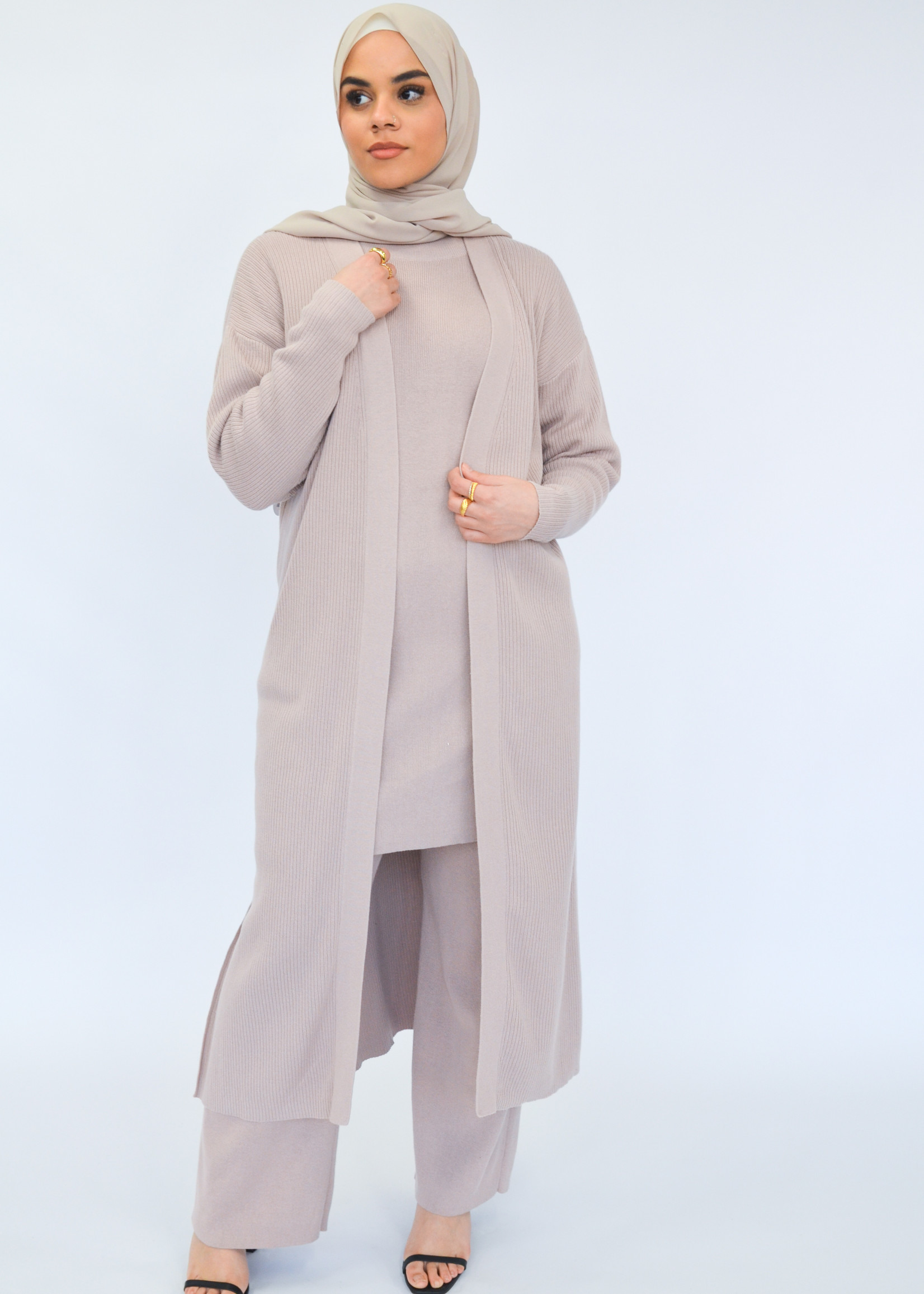 Nasiba Fashion Rose beige wintertide cardigan