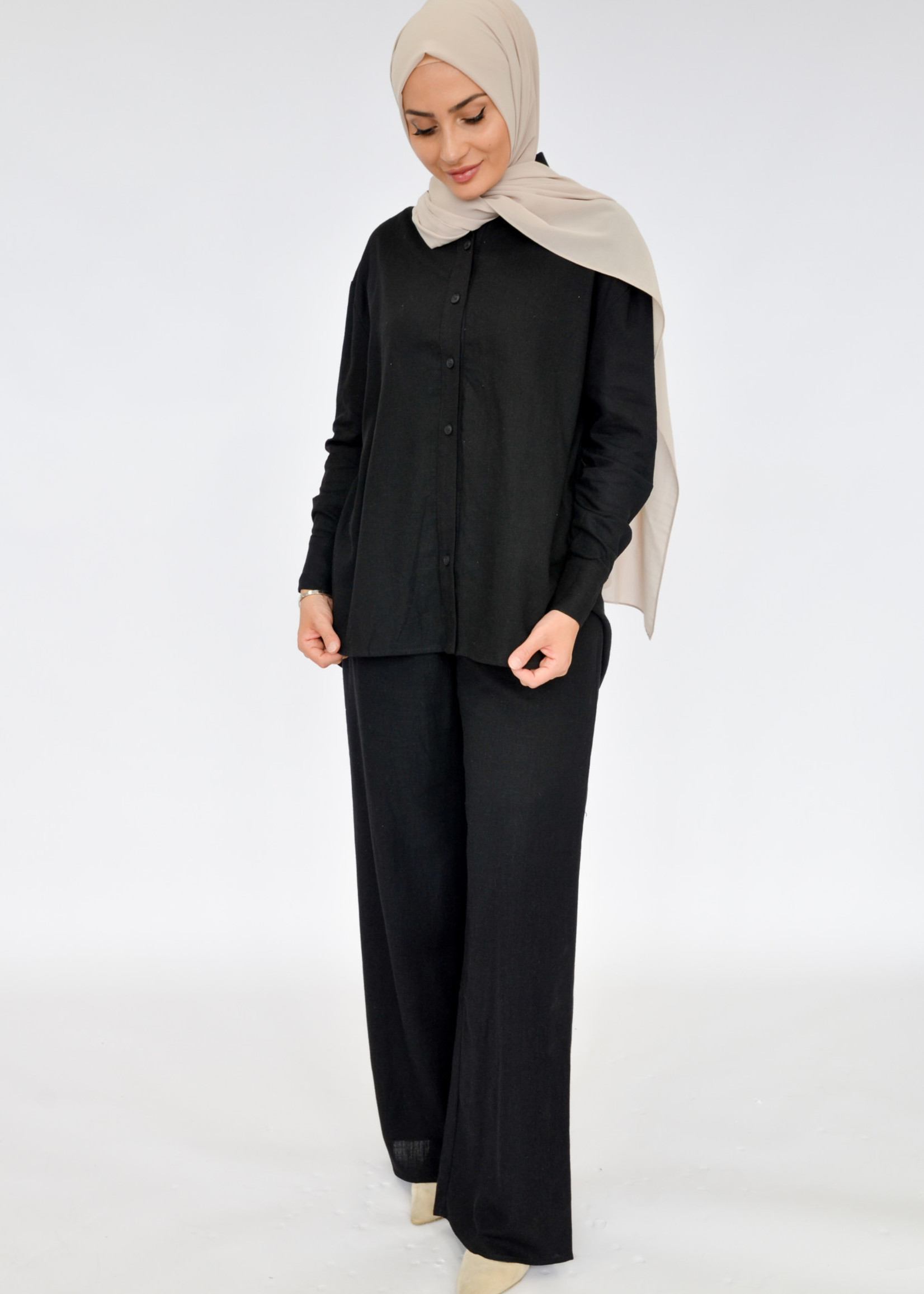 Nasiba Fashion Balmy oversized shirt / Black