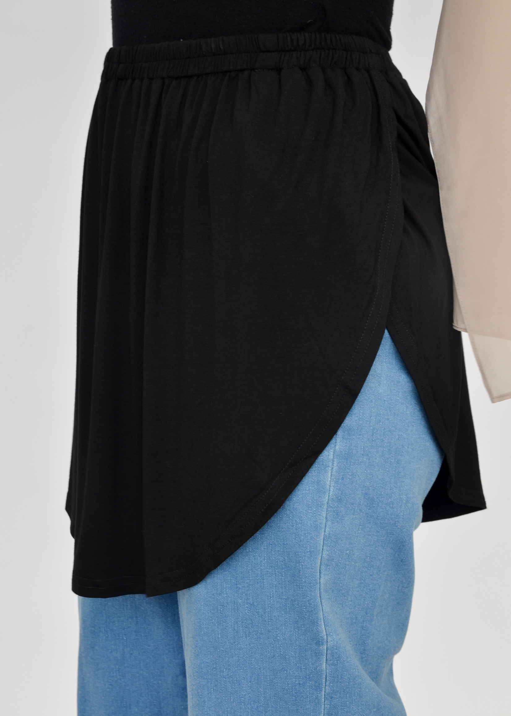 Nasiba Fashion Black tee extension