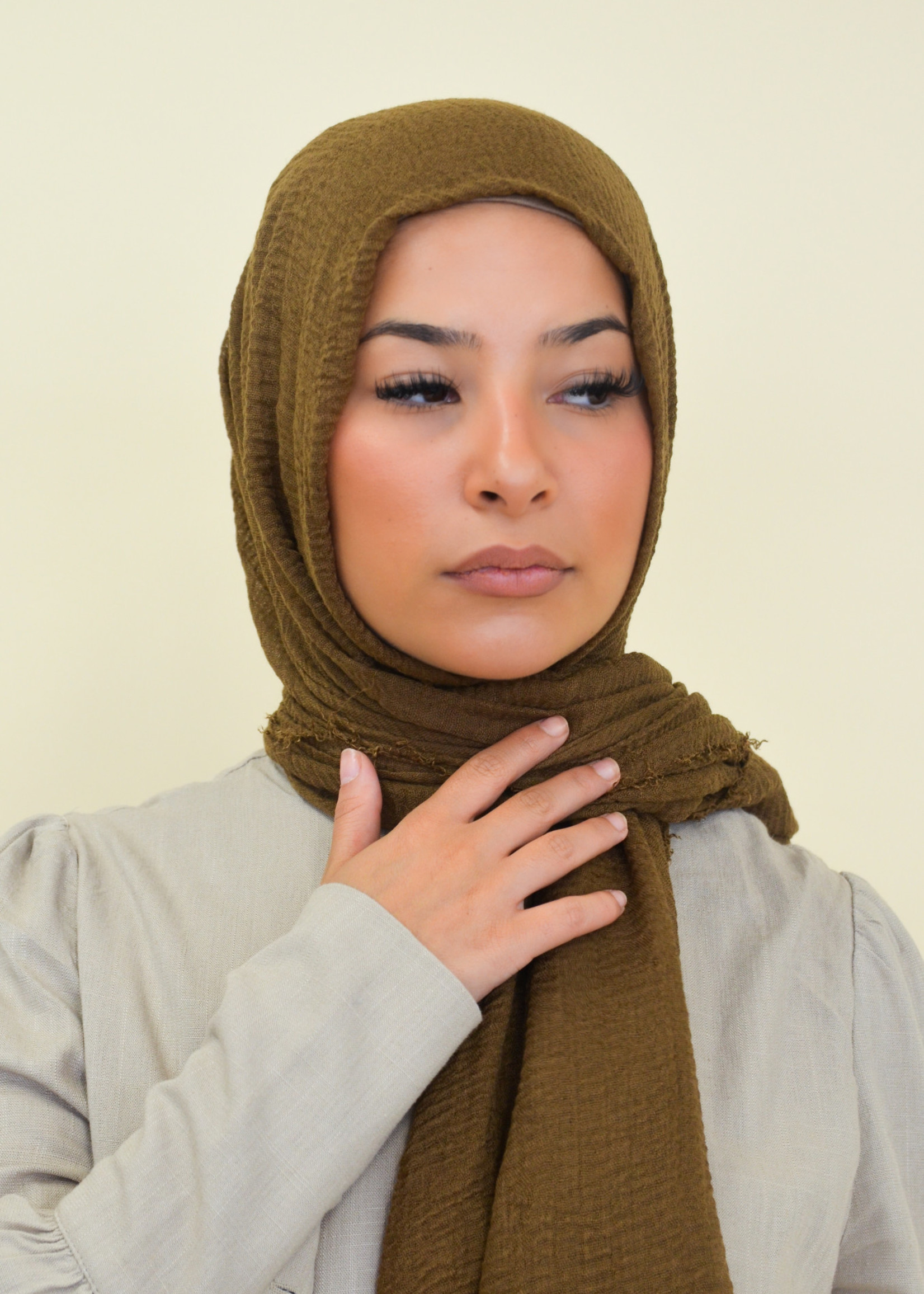 Nasiba Fashion Espresso cotton crinkle shawl