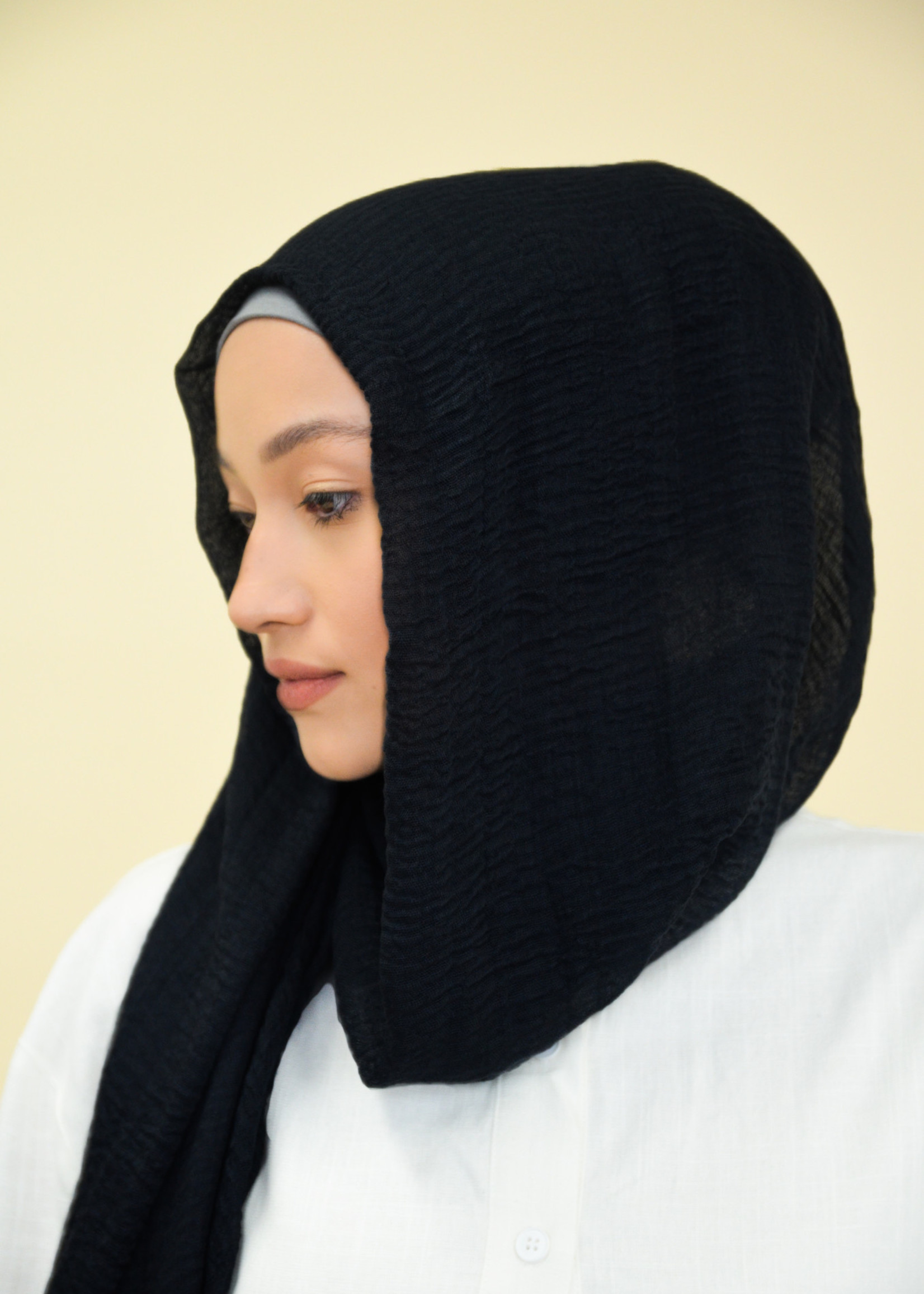 Nasiba Fashion Black Cotton Crinkle shawl