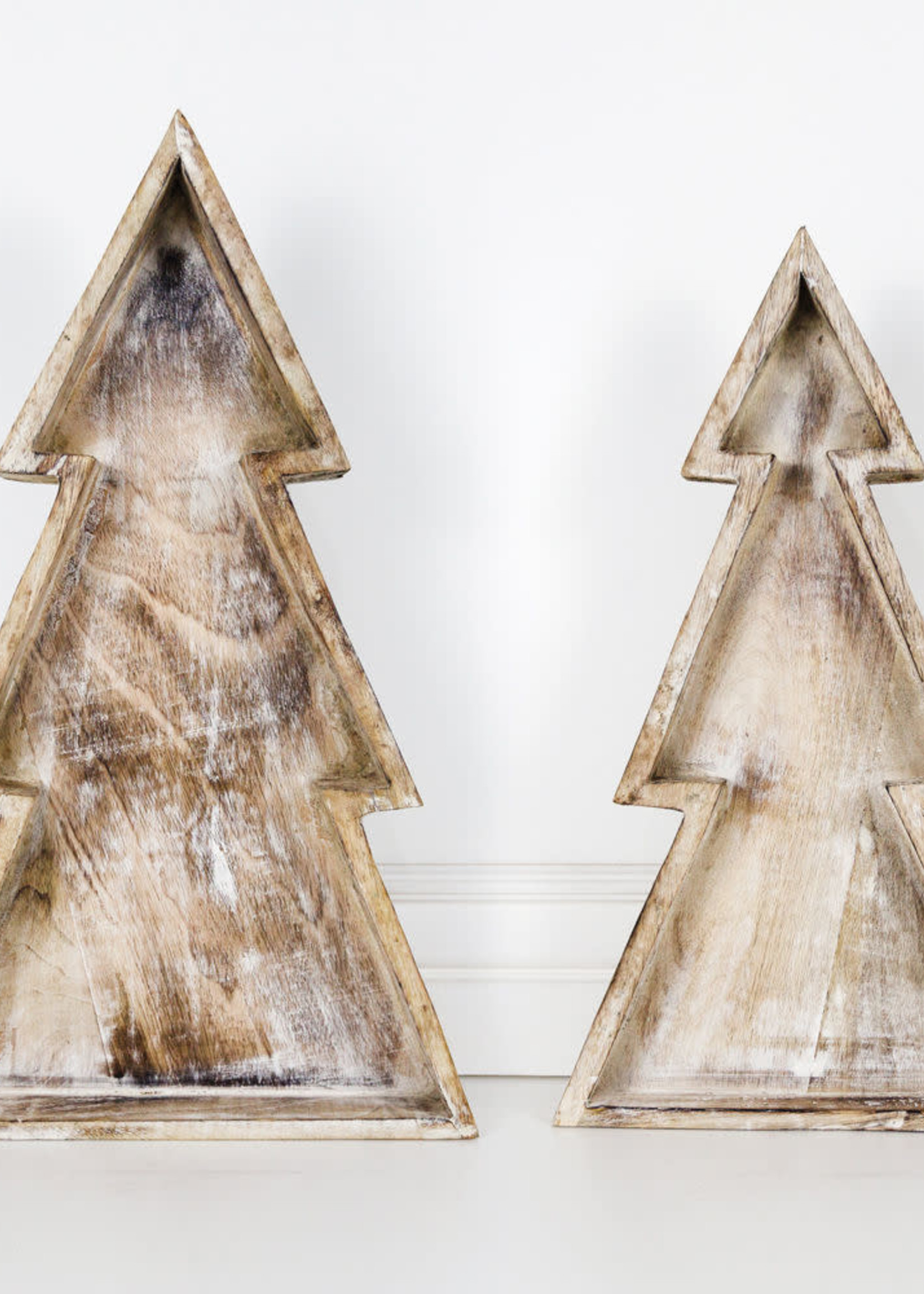 Design Decor Wooden Christmas Tree Trays set of 2