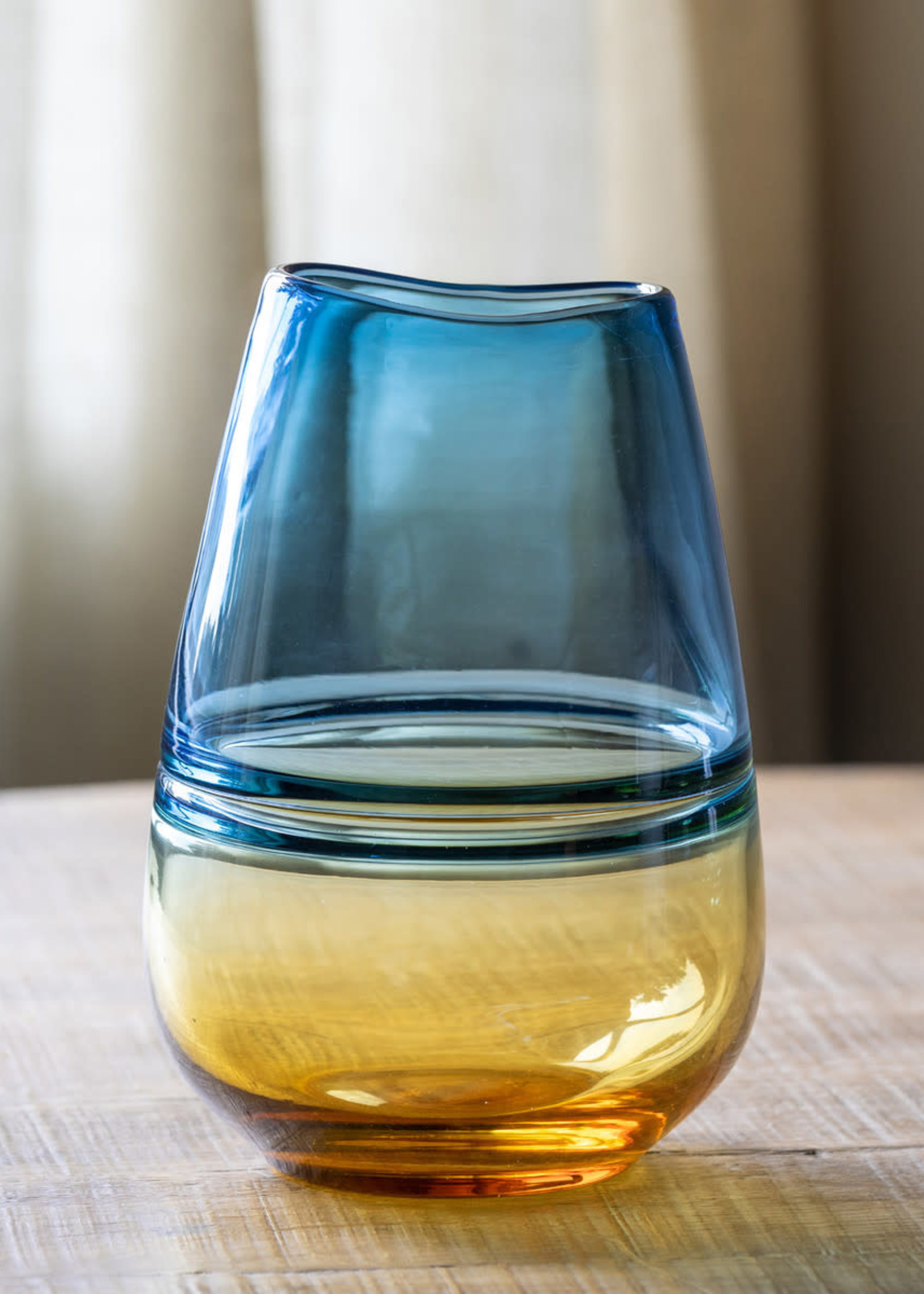 Design Decor Ansen Glass Vase Tall