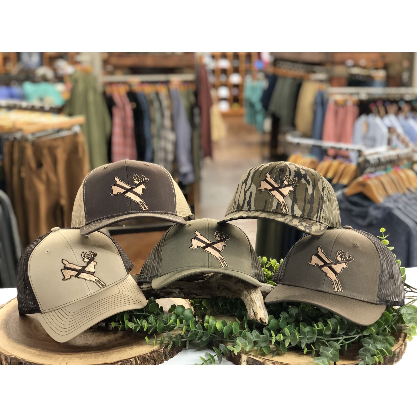 Dixie Fowl Company Dixie Fowl Company Whitetail Buck FS Snapback Hat