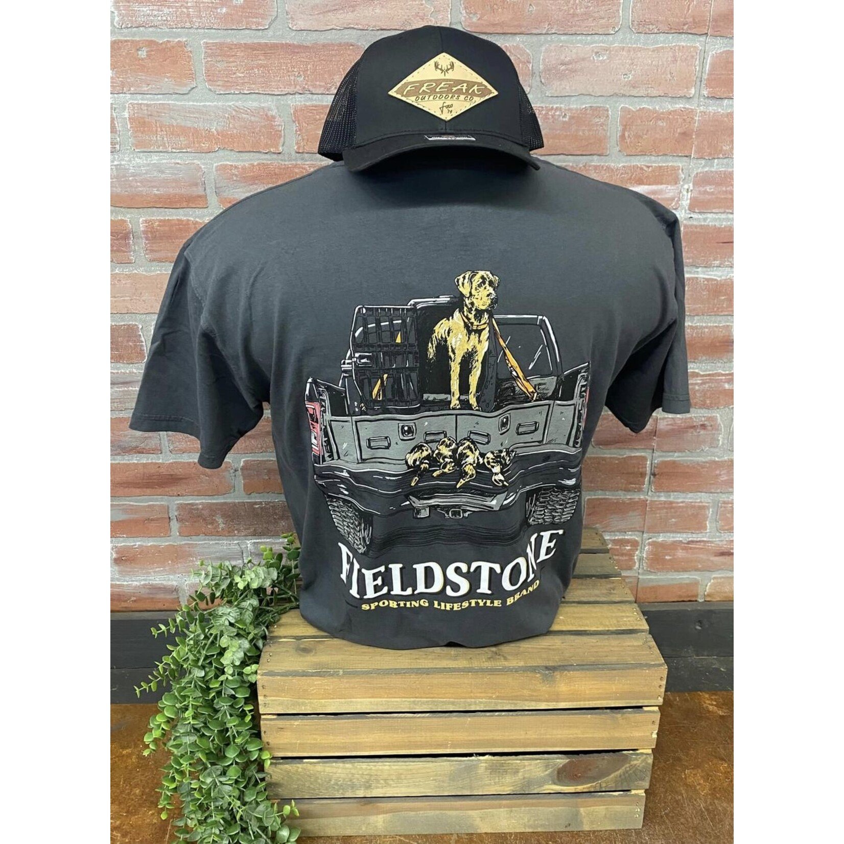 Fieldstone Fieldstone Apparel Truckbed Dog S/S TEE Shirt