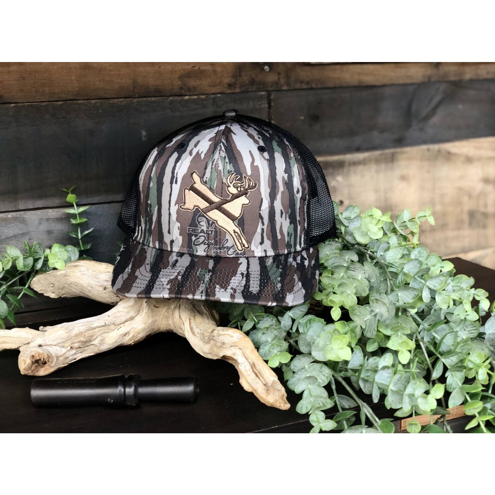 Dixie Fowl Company Dixie Fowl Company Whitetail Buck FS Snapback Hat