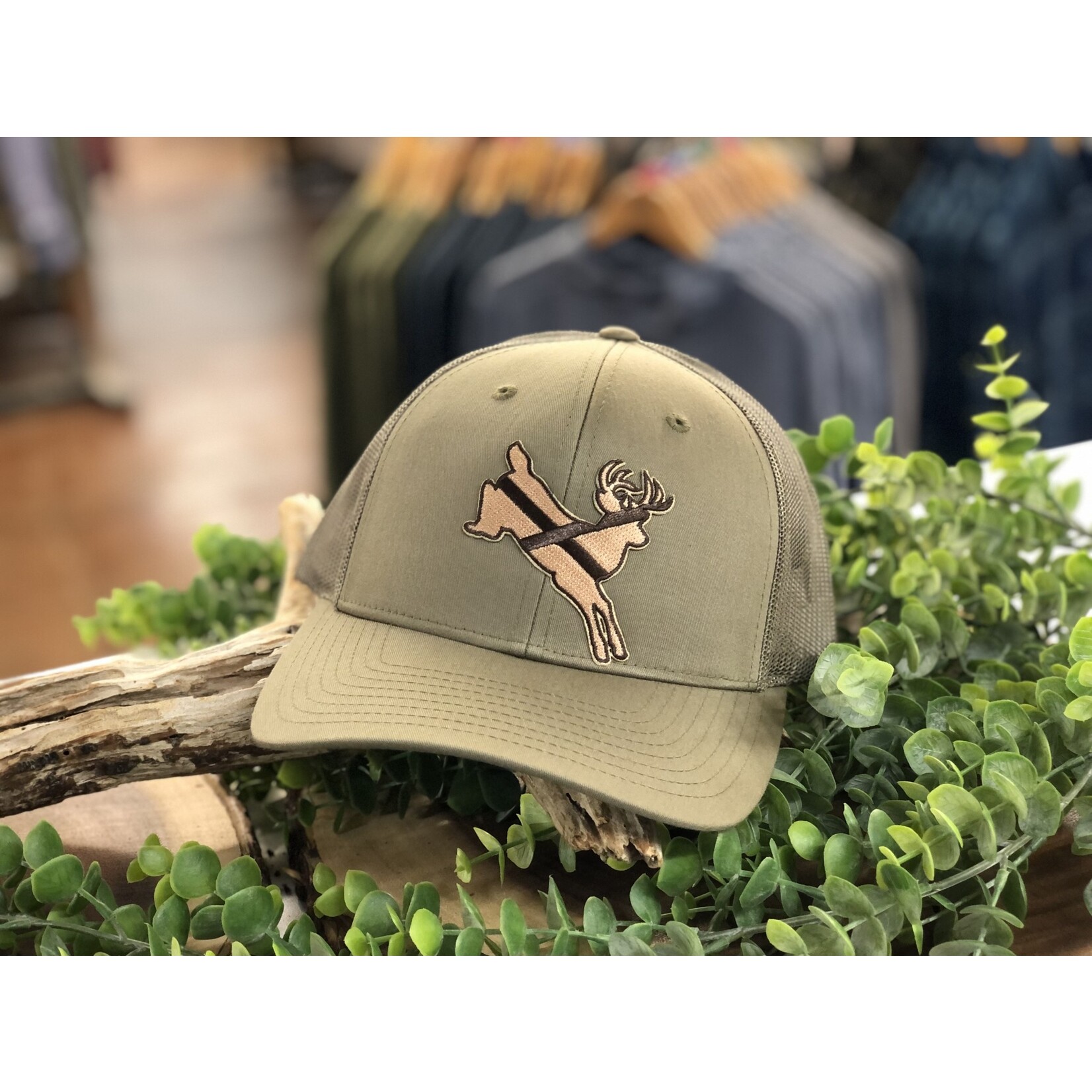 Dixie Fowl Company Dixie Fowl Company Whitetail Buck FS Snapback Hat
