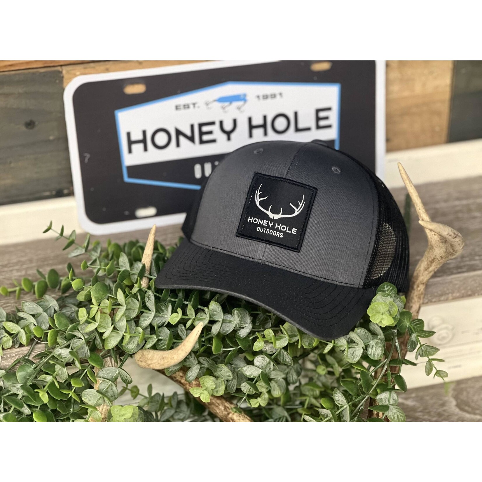 Honey Hole Outdoors Honey Hole Outdoors Big Buck Black Patch Snapback Hat