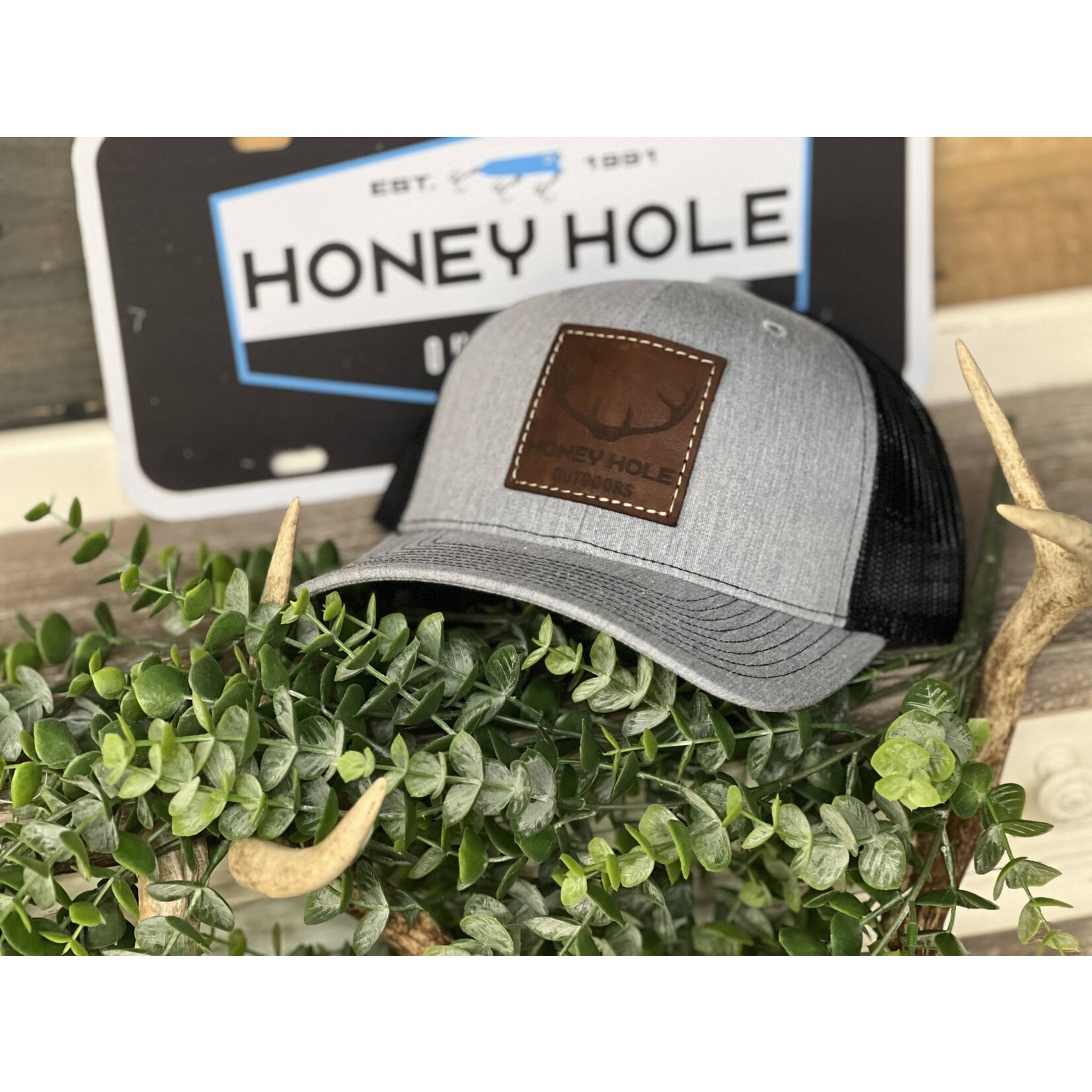 Honey Hole Outdoors Honey Hole Outdoors Buck Leather Patch Snapback Hat