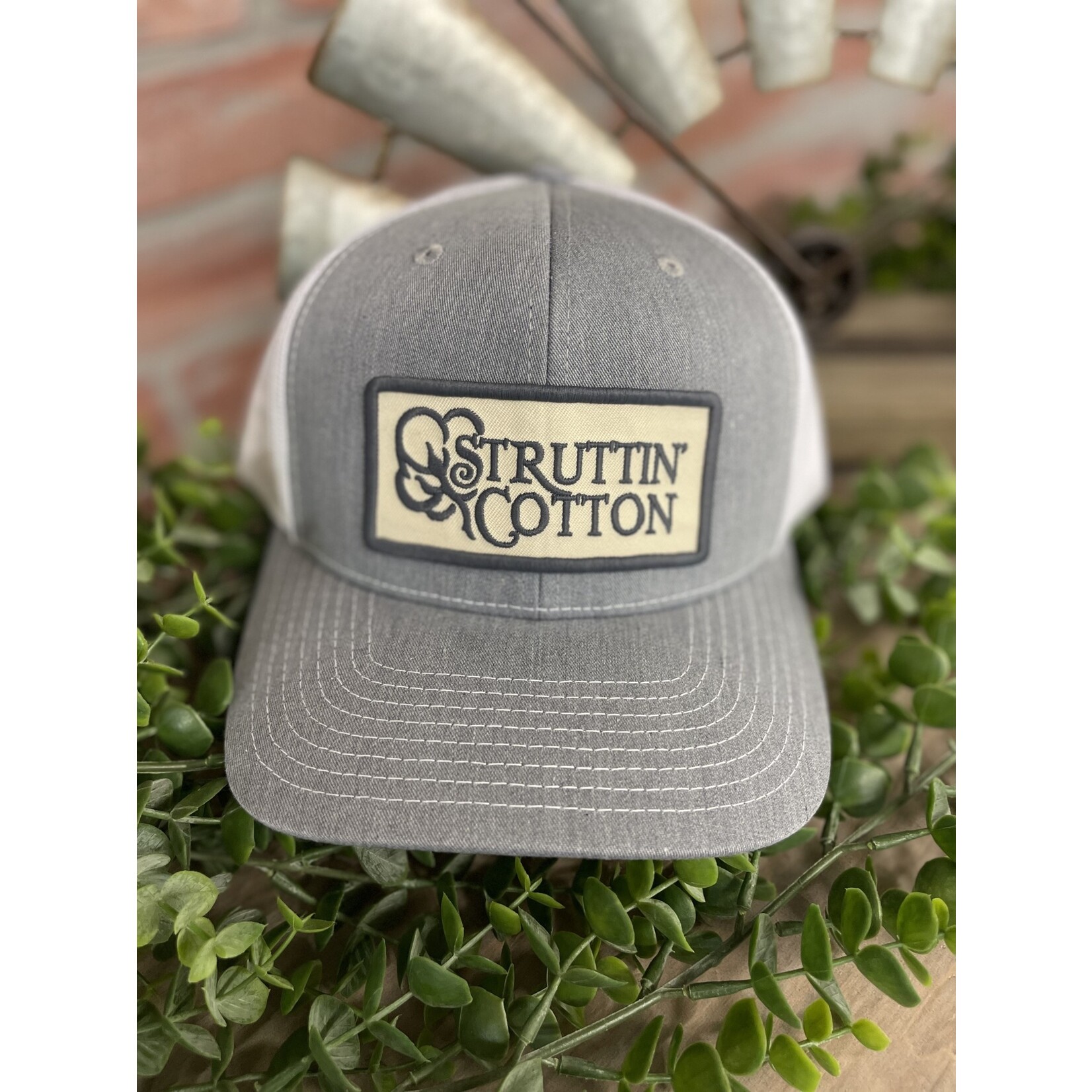 Struttin' Cotton Struttin' Cotton Cotton Ball Snapback Hat