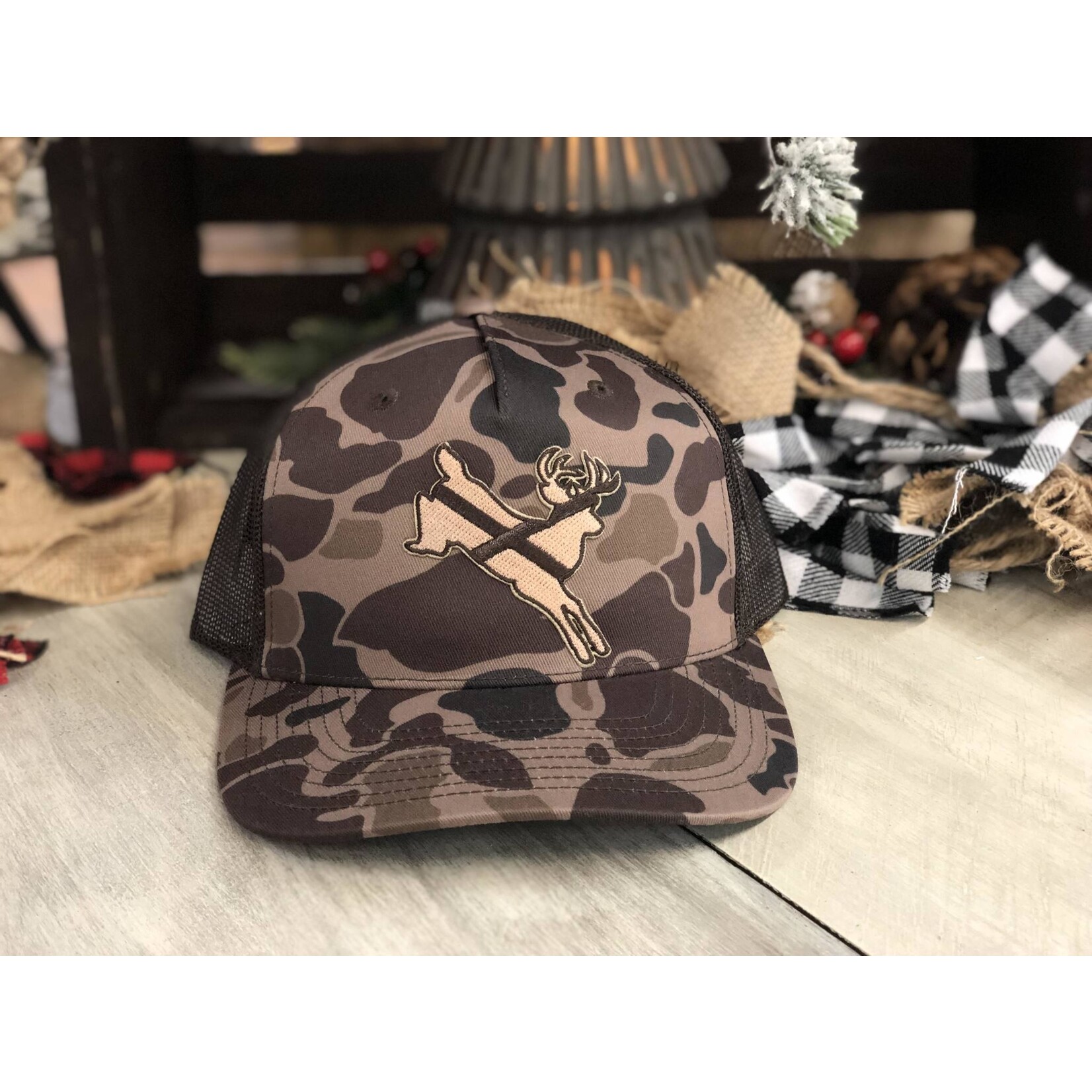Dixie Fowl Company Dixie Fowl Company Whitetail Buck FS Snapback Hat