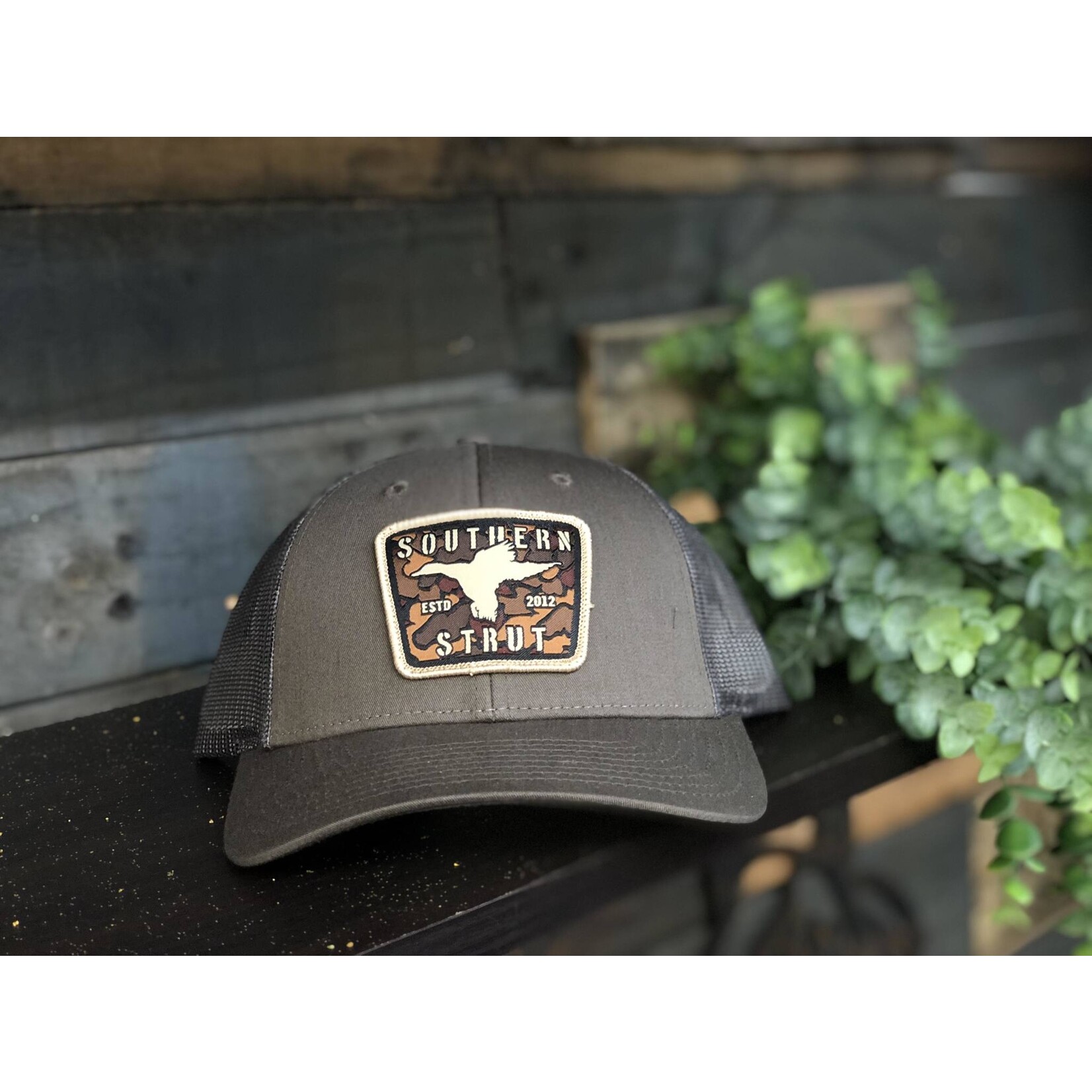 Southern Strut Southern Strut Camo Duck Woven Patch Snapback Hat