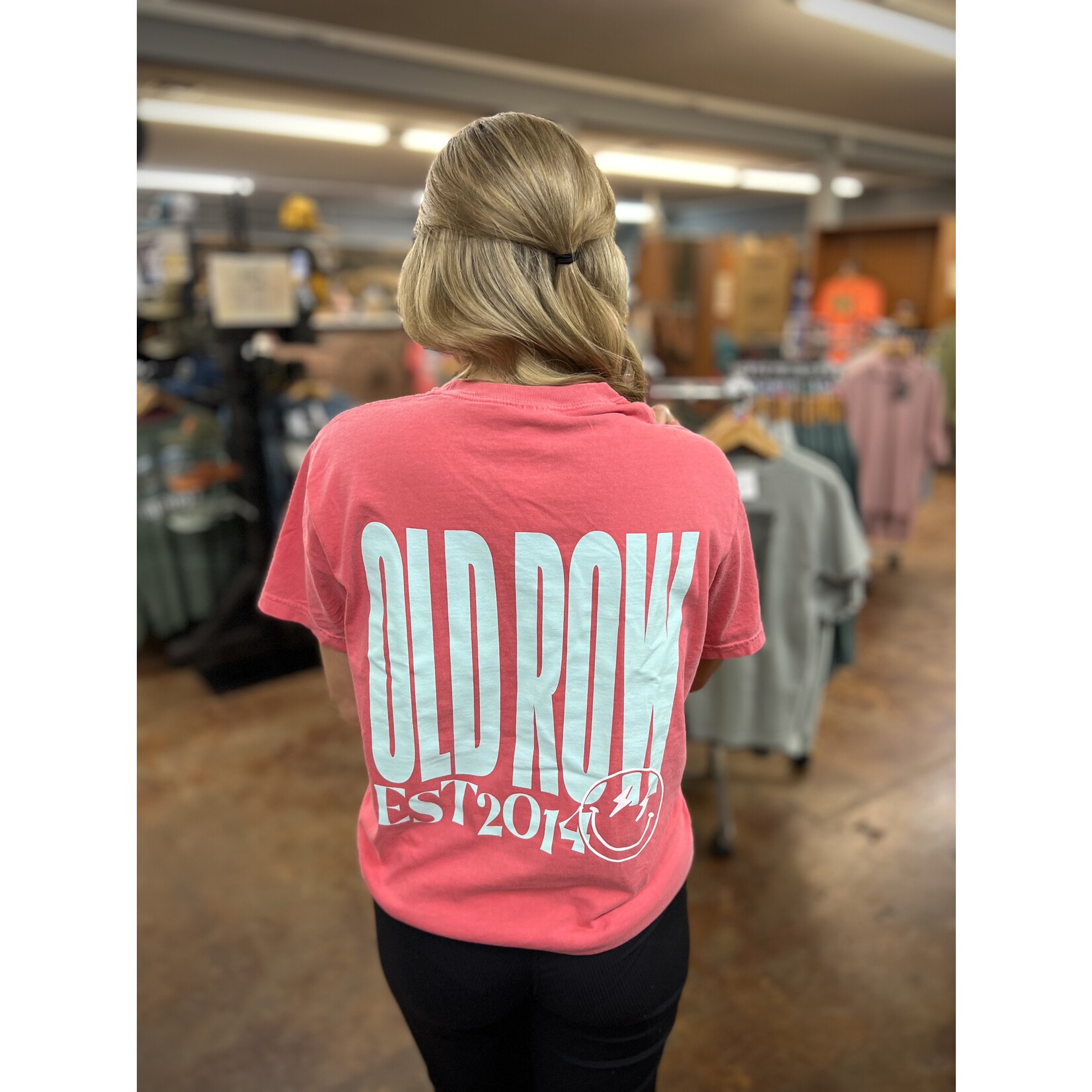 OLD ROW Old Row Outdoors Women's Chicks Pocket S/S TEE Shirt