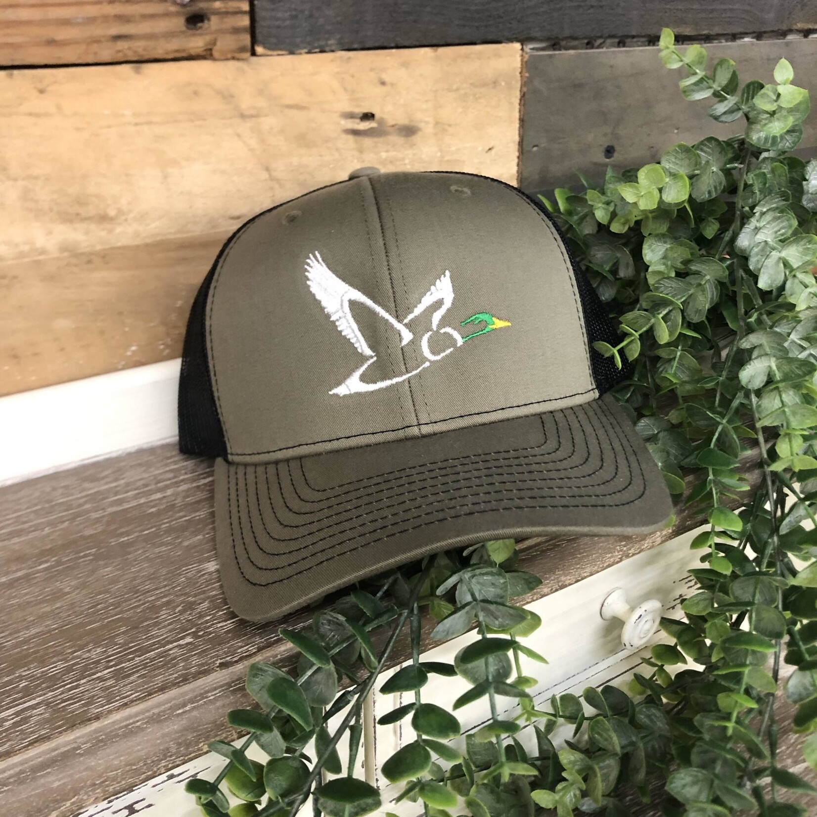 Low Country Comfort Low Country Comfort Embroidered Flying Mallard Line Snapback Hat