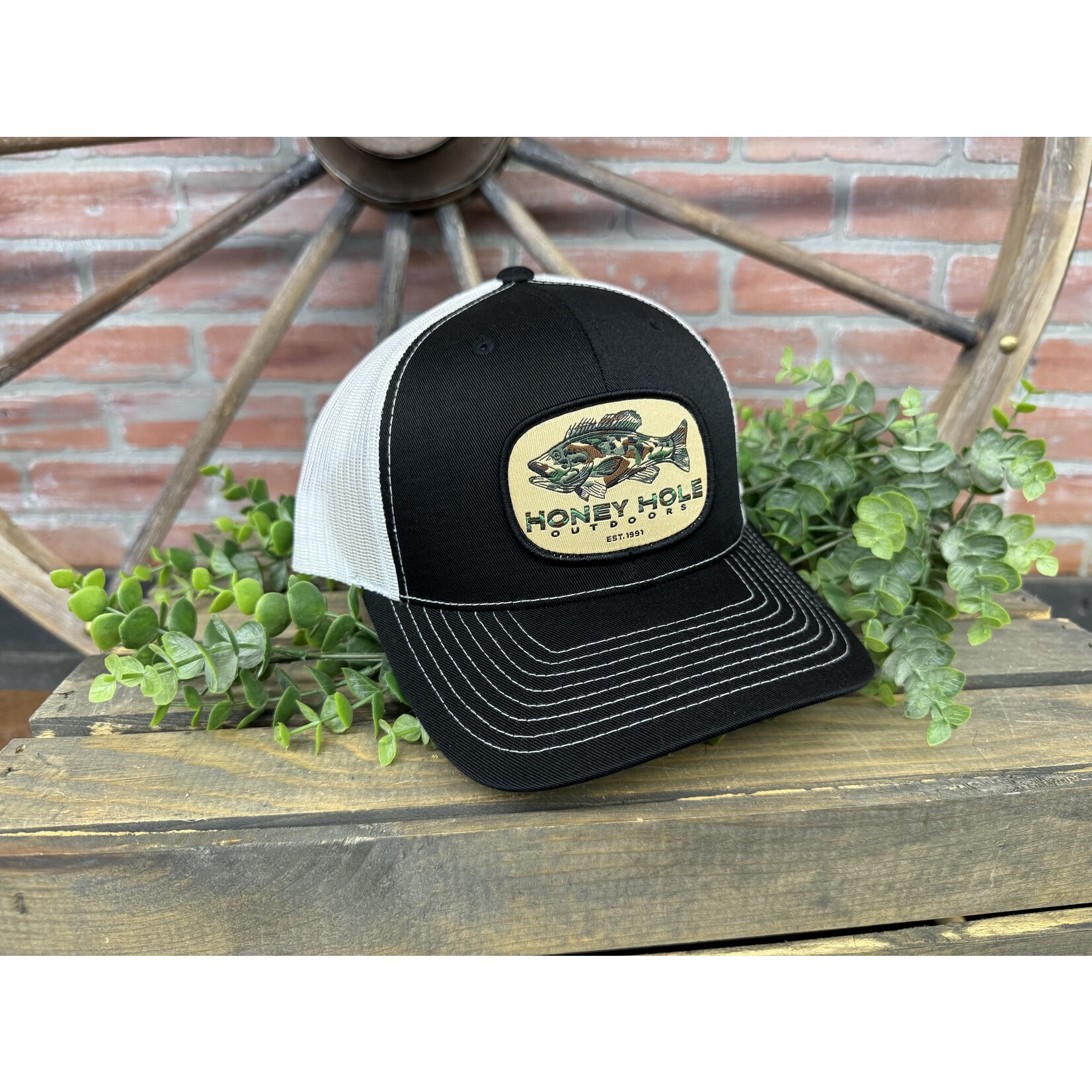 Honey Hole Outdoors Honey Hole Outdoors Camo Bass Patch Snapback Hat