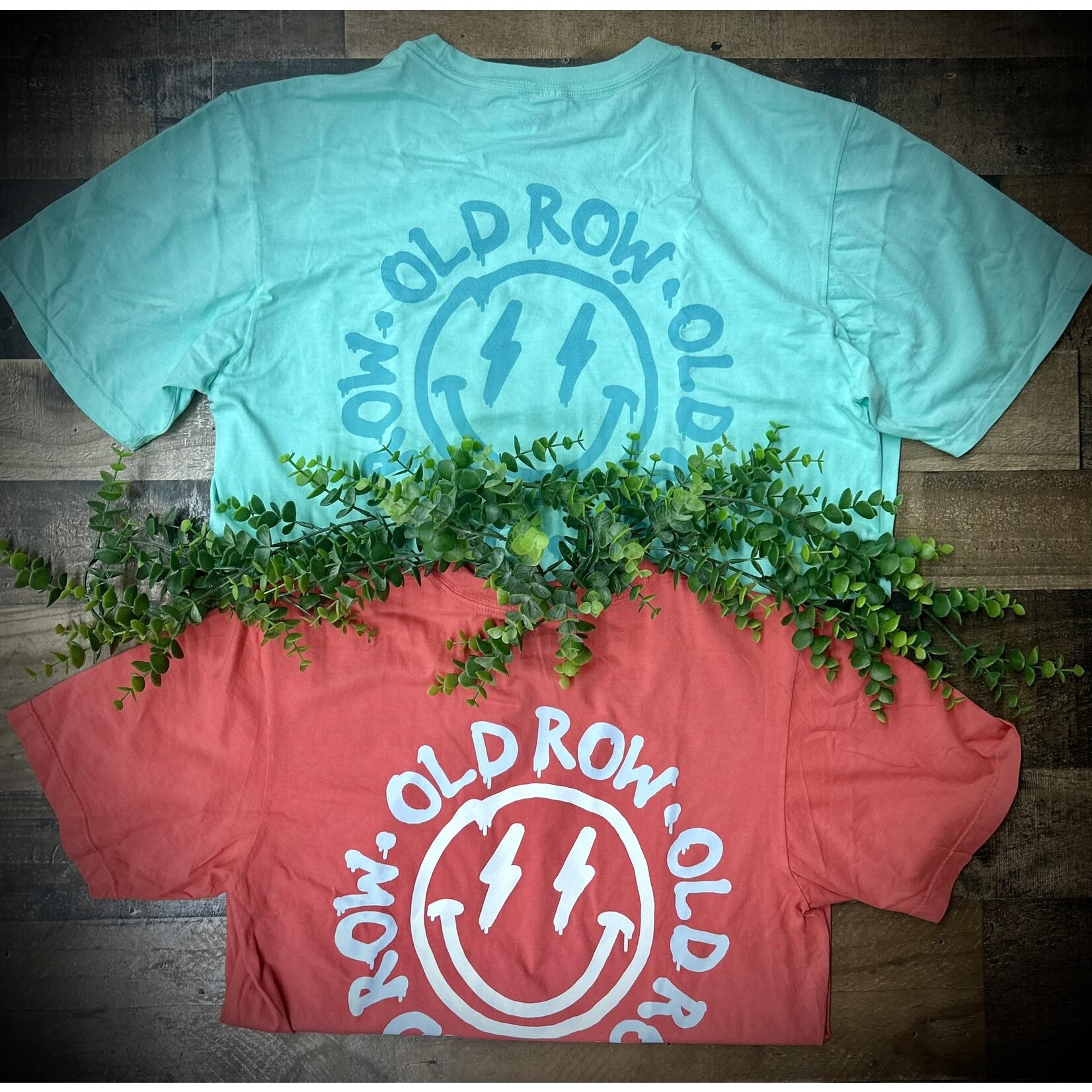 OLD ROW Old Row Outdoors Women's The Smiley Face 2.0 Pocket S/S TEE Shirt