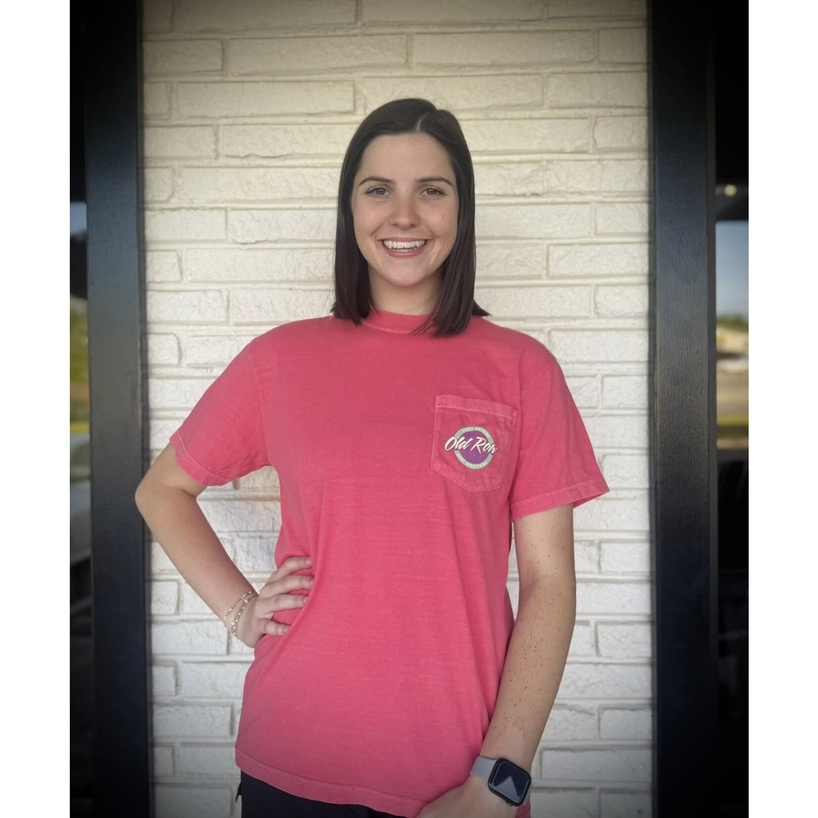 OLD ROW Old Row Outdoors Women's Circle Logo Watermelon W Mint/Raspberry Pocket S/S TEE Shirt