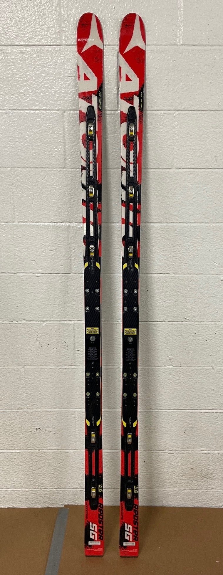 ATOMIC SKIS REDSTER SG DOUBLEDECK TI AA0025226 R40M 205CM USED 