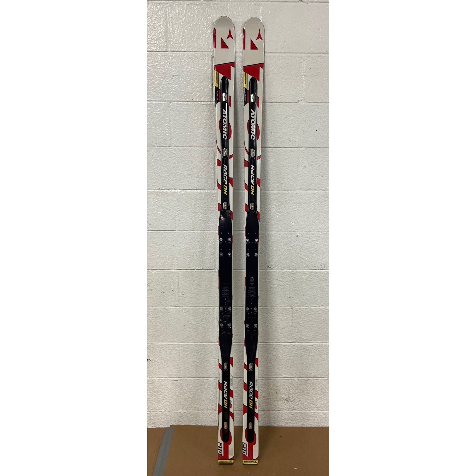 NEW ATOMIC SKIS RACE DH DOUBLEDECK D2 TI R45M 210CM AA0018020 NEW