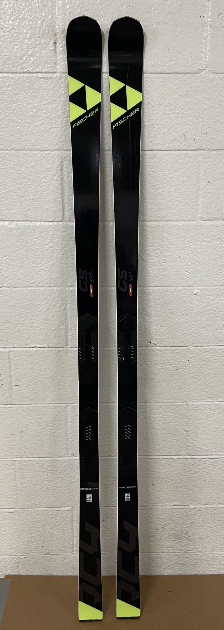 NEW FISCHER 2020 SKIS RC4 WC GS WO NAT STIFF CURV BOOSTER NEW FISCHER 2020 SKIS RC4 WC GS WO NAT STIFF CURV BOOSTER