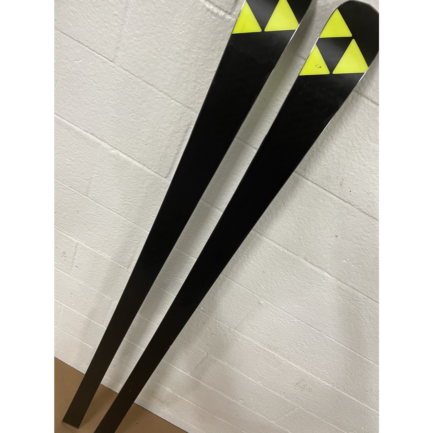 NEW FISCHER 2020 SKIS RC4 WC GS WO NAT STIFF CURV BOOSTER NEW FISCHER 2020 SKIS RC4 WC GS WO NAT STIFF CURV BOOSTER