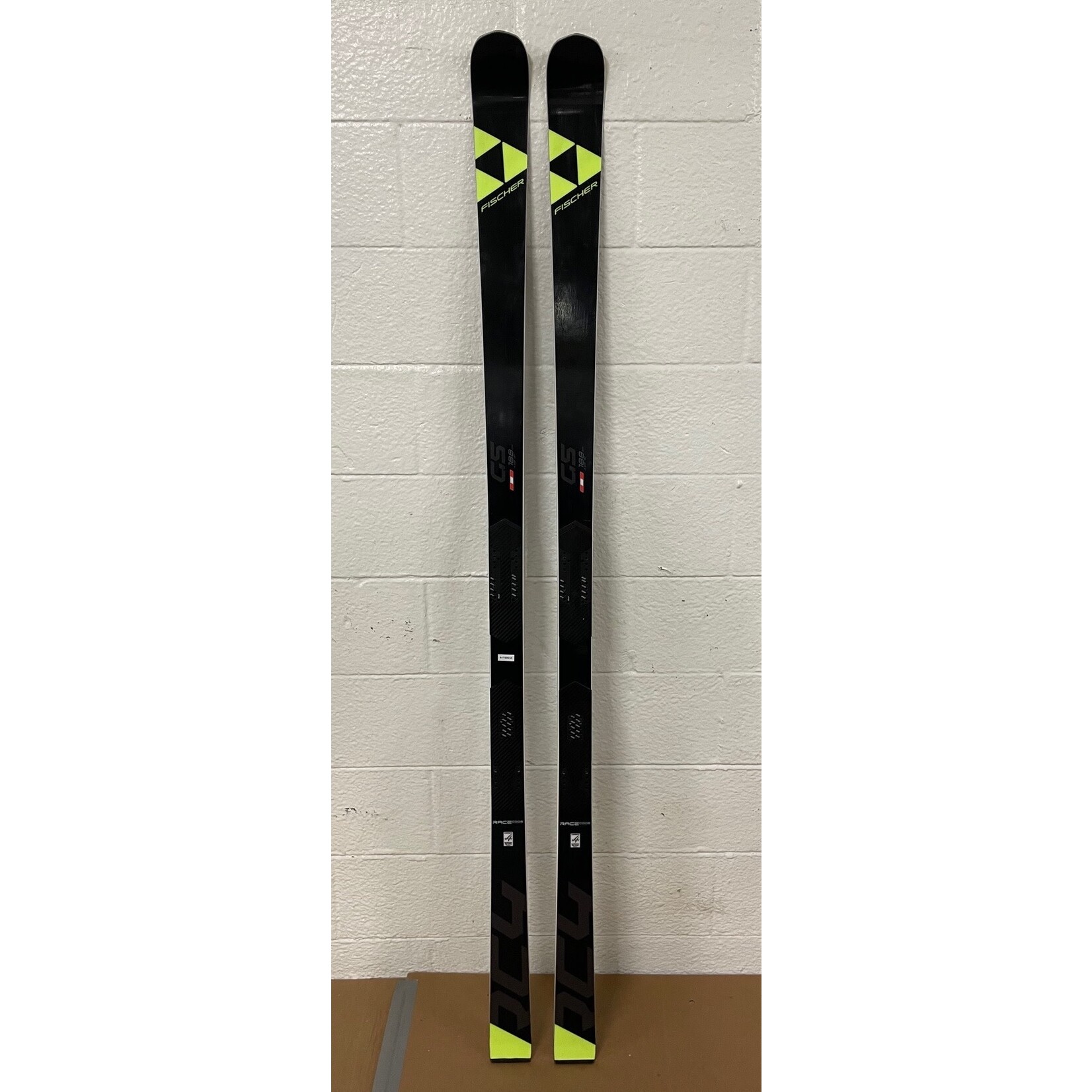 FISCHER USED FISCHER 2020 SKIS RC4 WC GS WO NATIONAL STIFF CURV BOOSTER 188CM USED