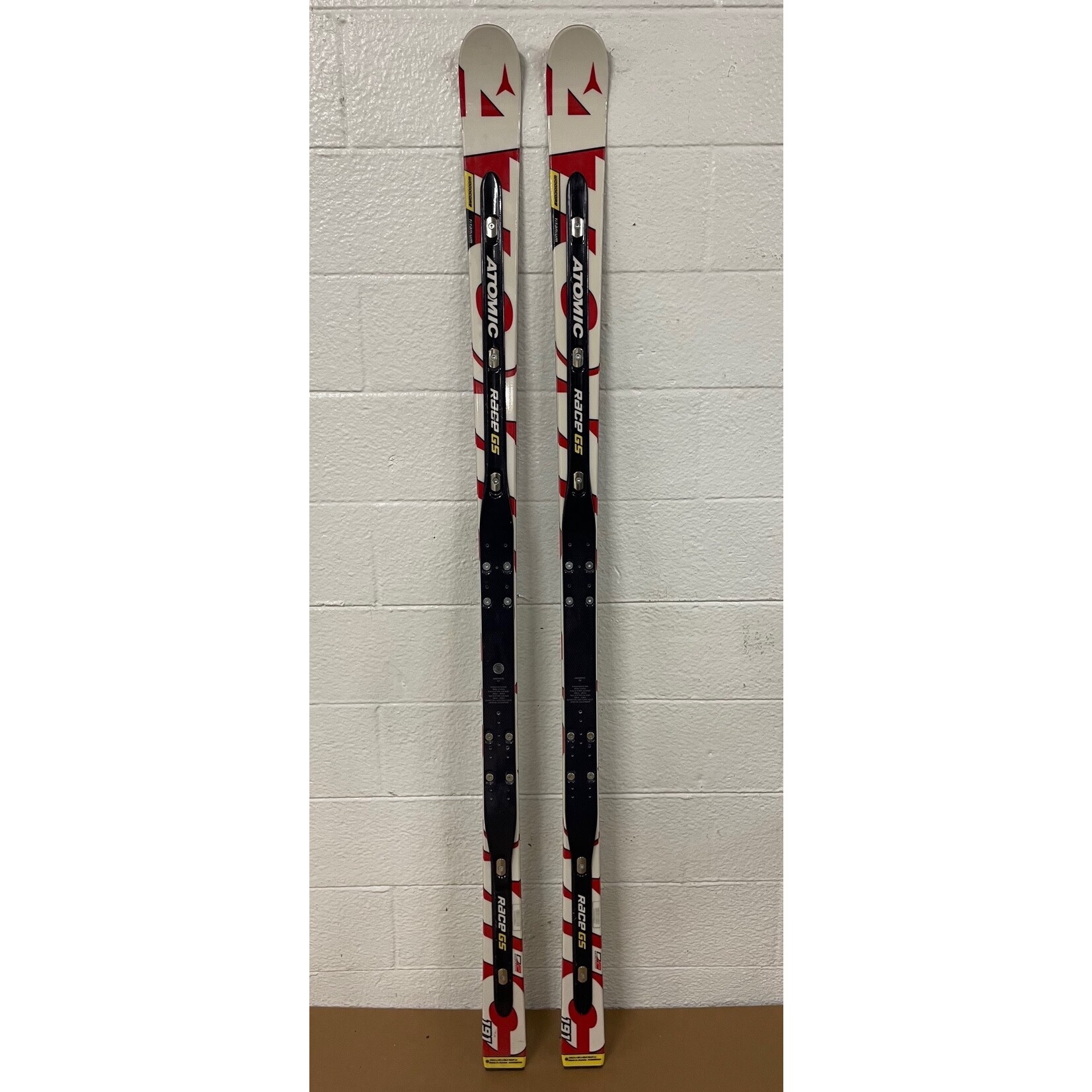 USED ATOMIC SKIS RACE GS DOUBLEDECK D2 TI R27M 191CM AA0009100 USED