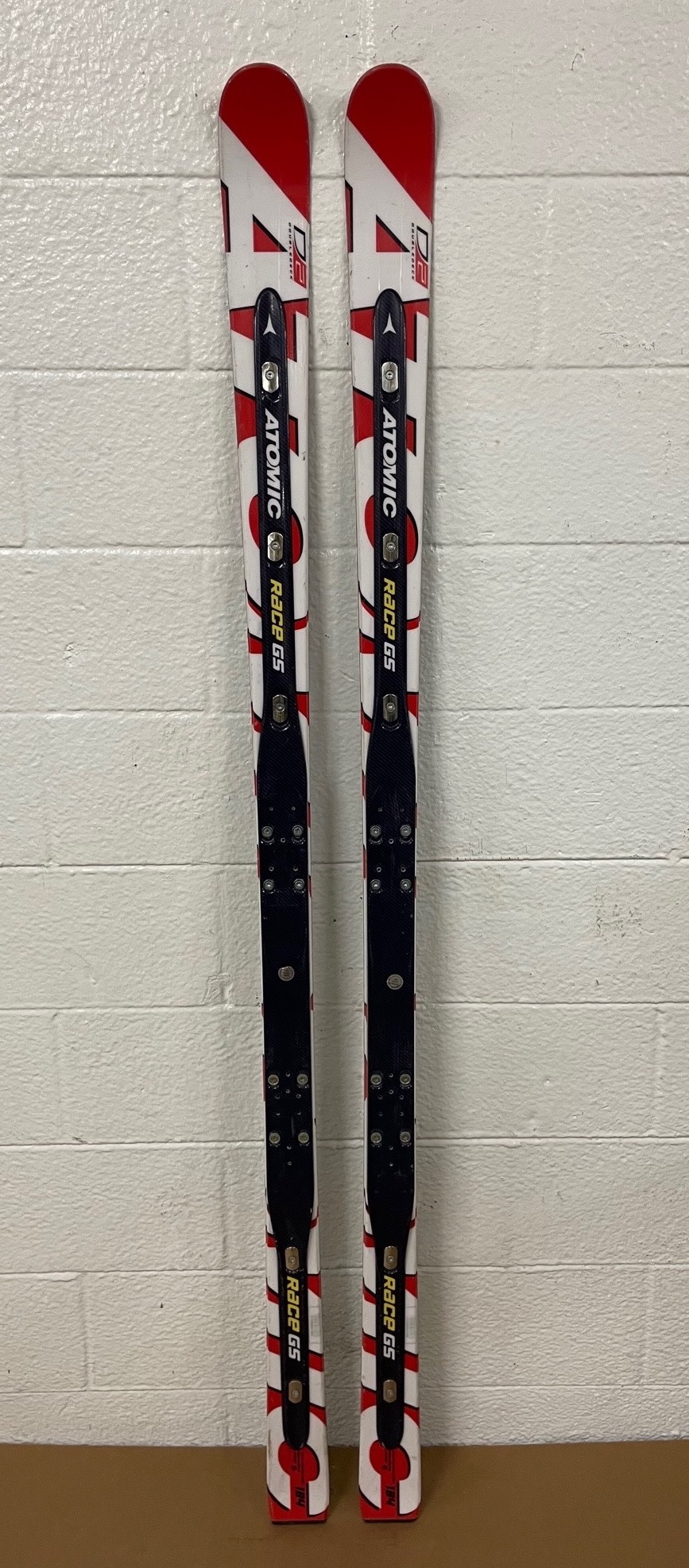 ATOMIC SKIS RACE GS DOUBLEDECK D2 R23M 184CM A115200 USED ATOMIC SKIS RACE GS DOUBLEDECK D2 R23M 184CM A115200 USED