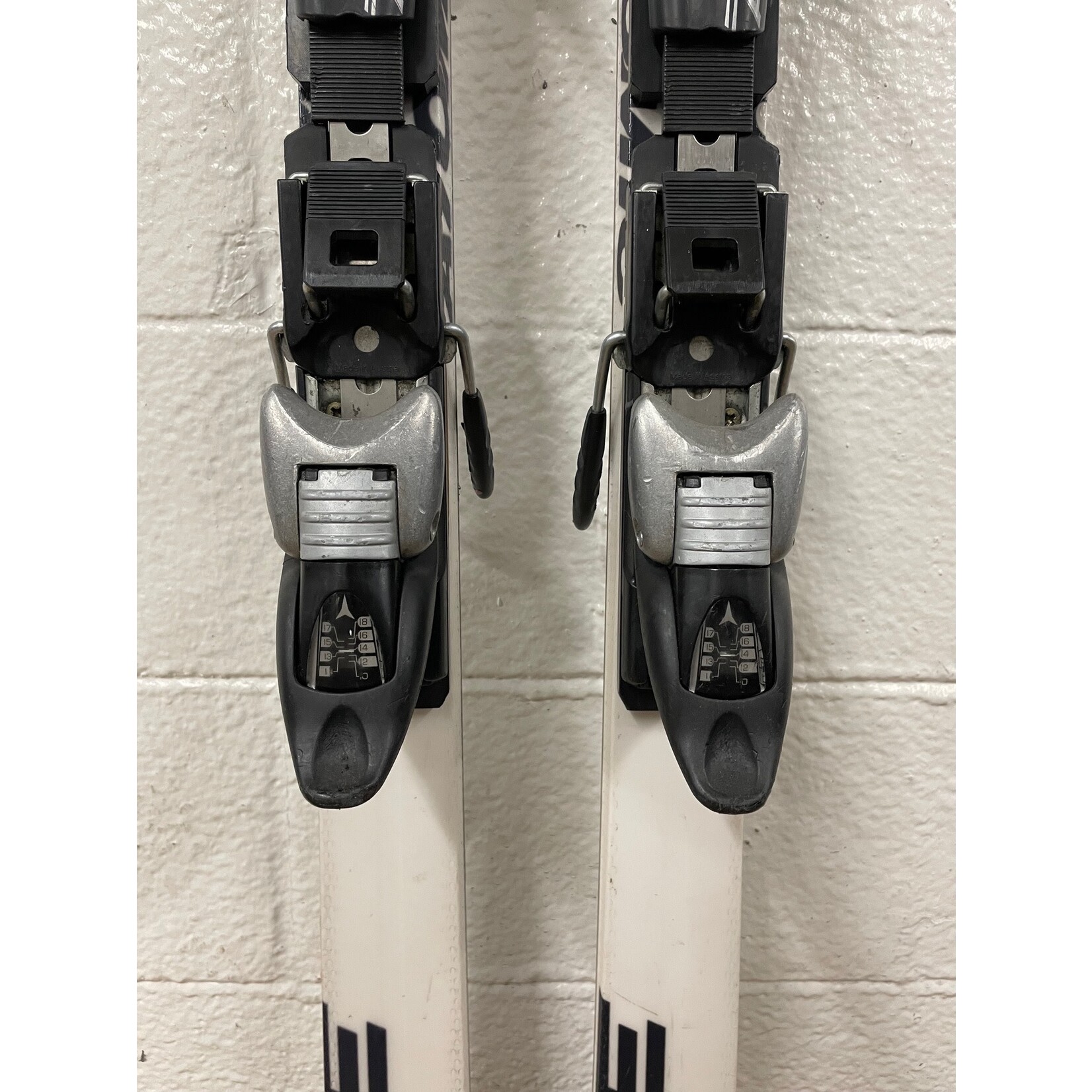 ATOMIC SKIS RACE GS12 R27M 191CM A085050 + ATOMIC RACE10/18 ATOMIC SKIS RACE GS12 R27M 191CM A085050 + ATOMIC RACE10/18