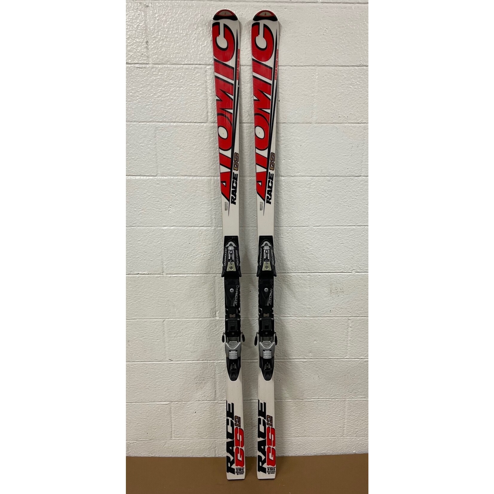 独特な店 ATOMIC SKIS RACE GS12 R27M 191CM A085050 + ATOMIC RACE10/18 スキー
