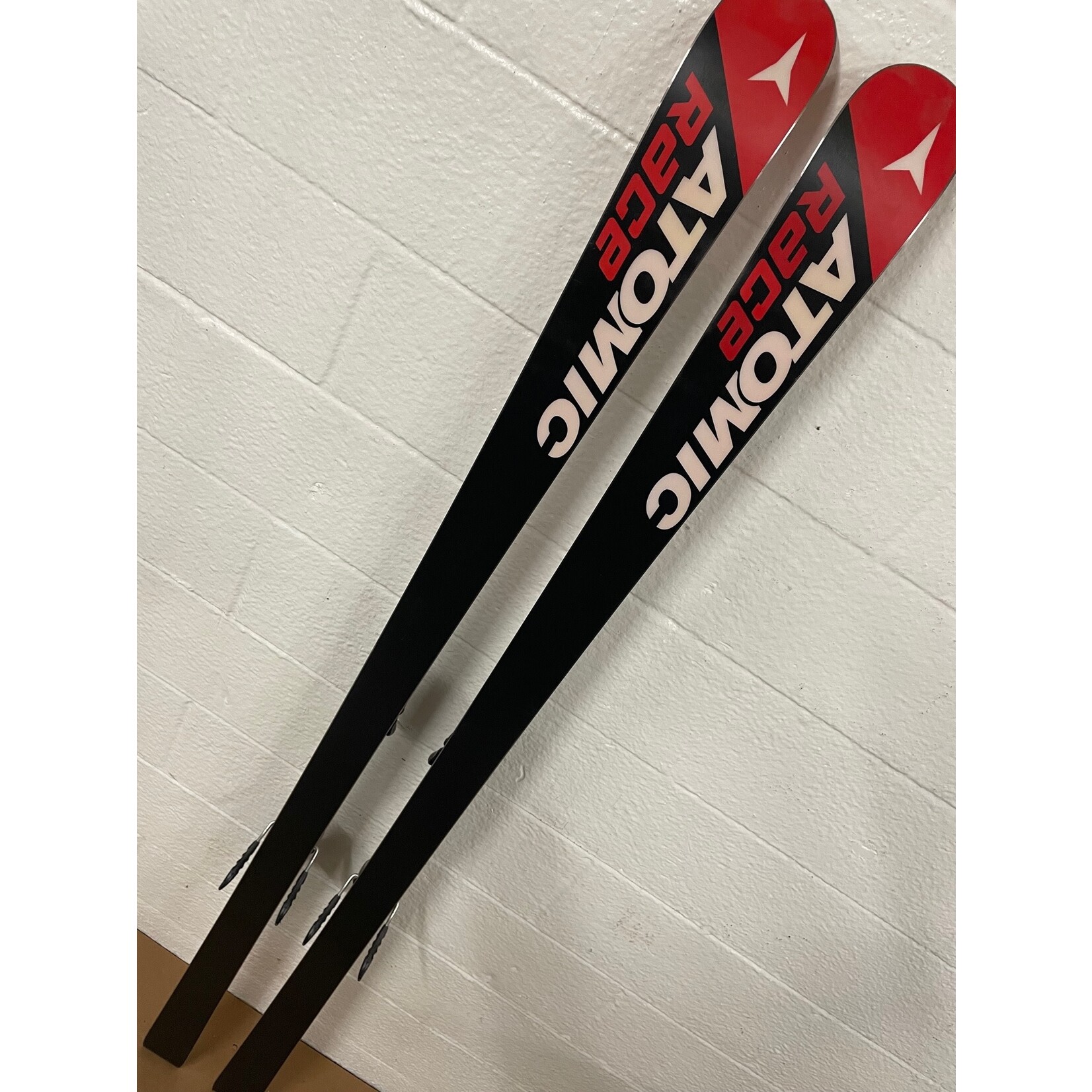 USED ATOMIC SKIS RACE GS D2 R27M 191CM A115140 + RACE 10/18 METAL USED