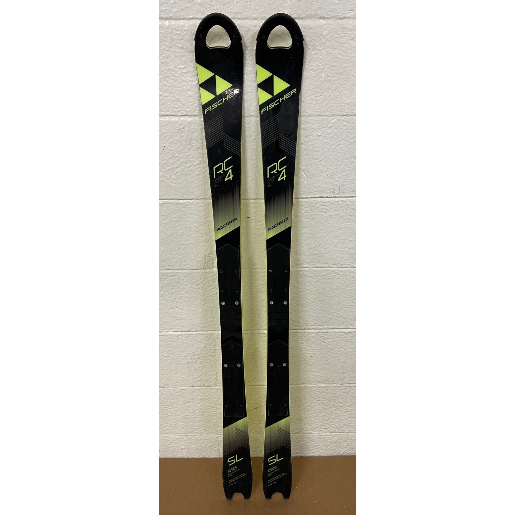 FISCHER USED FISCHER 2018 SKIS RC4 WC SL JR R8M 135CM A11017 USED