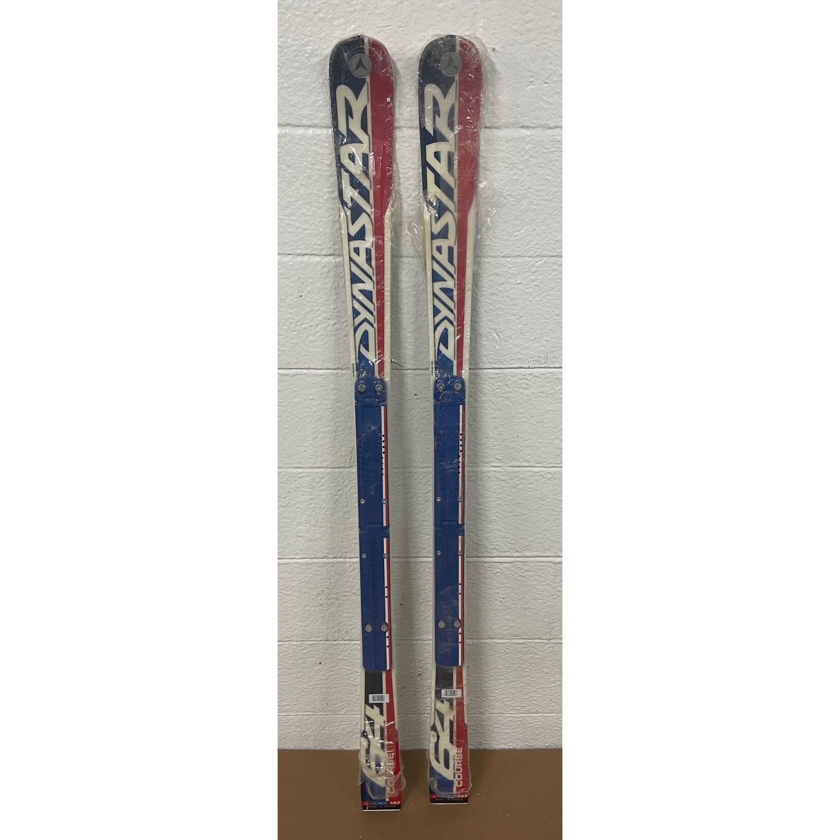 NEW DYNASTAR SKIS TEAM COMP COURSE 64 R15M 147CM DA5G503 NEW