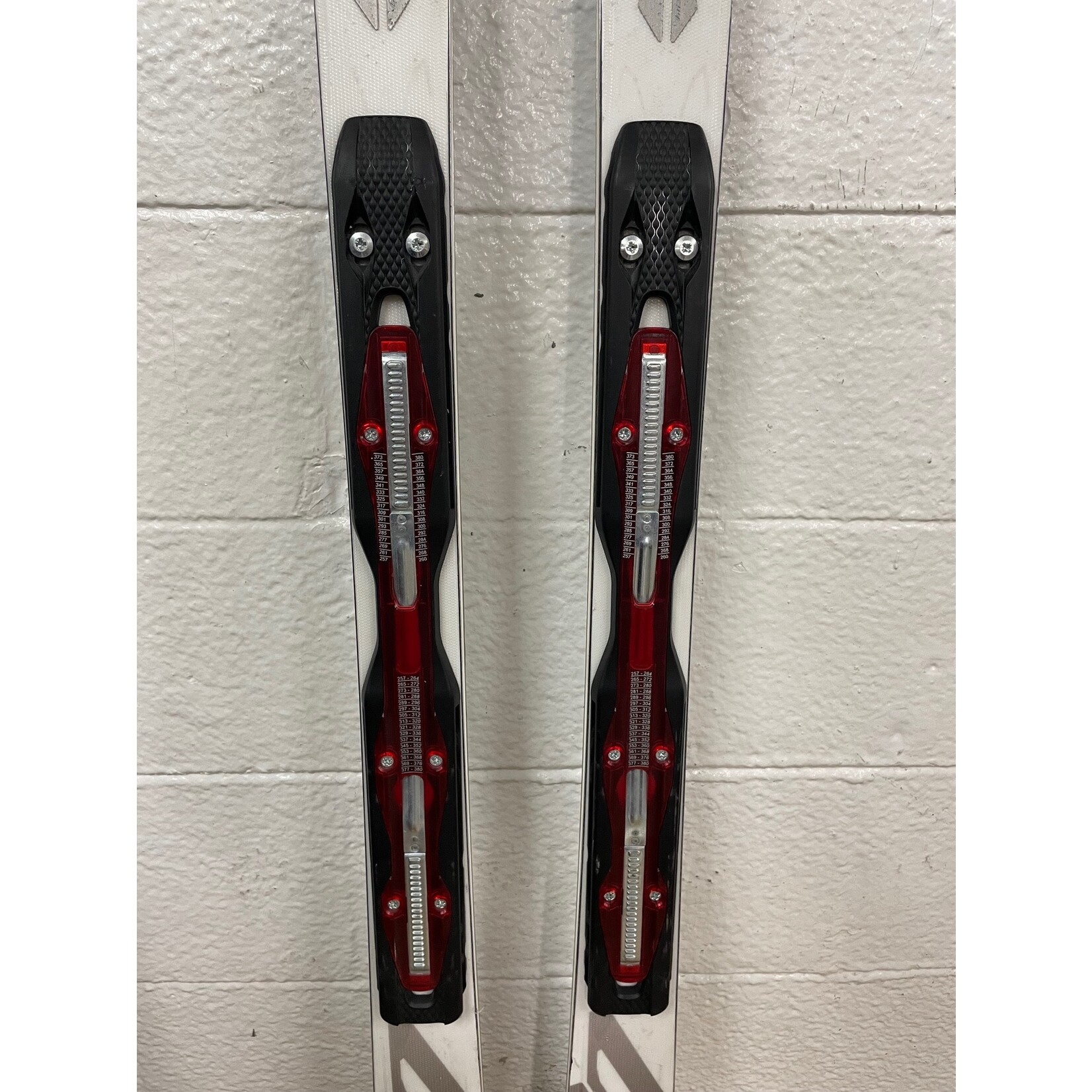HEAD/TYROLIA USED HEAD SKIS ICON TT80 R12M 164CM USED