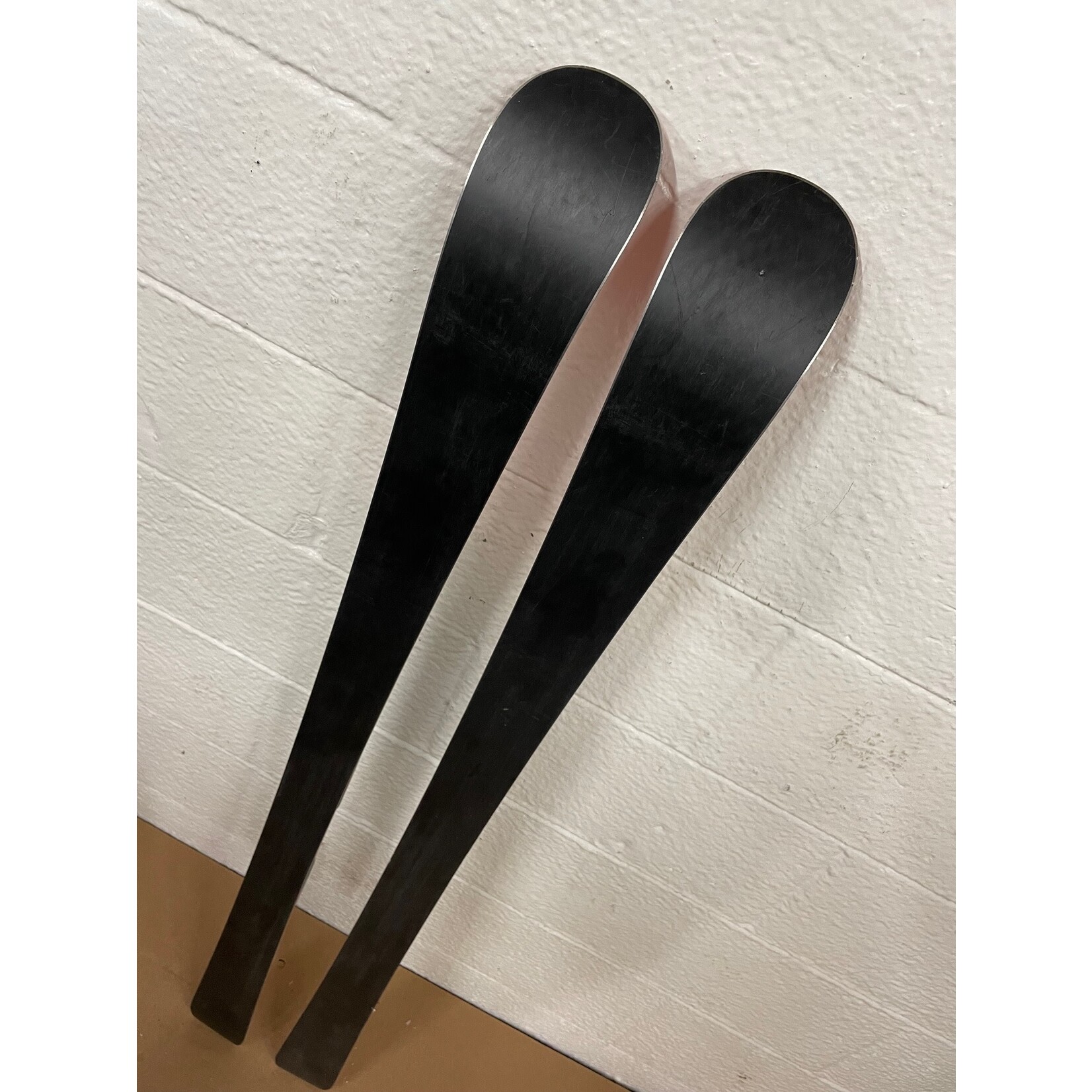 USED ATOMIC SKIS REDSTER JR R9.7M 123CM AA0024470 USED