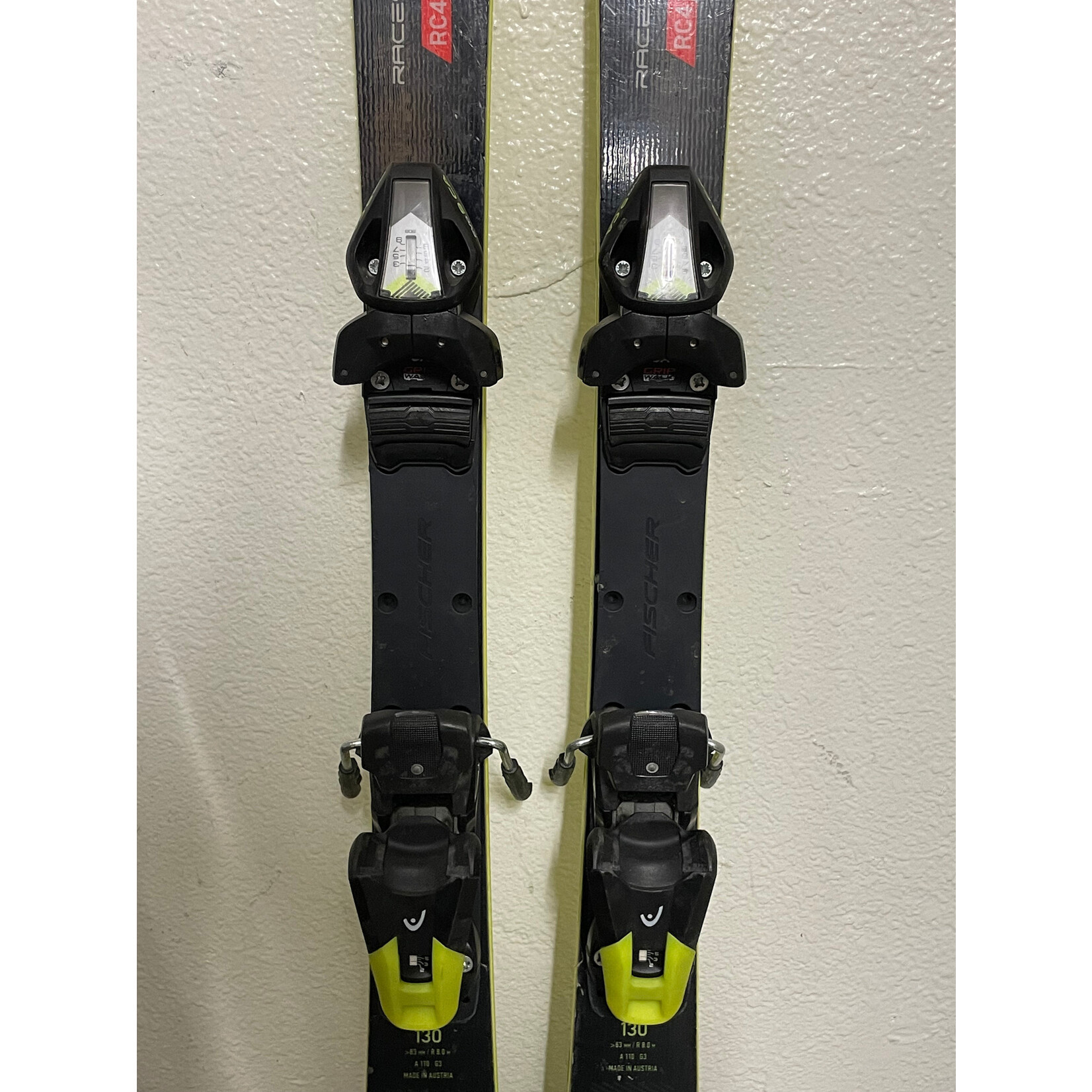 FISCHER USED FISCHER 2023 SKIS RC4 WC SL JUNIOR 130CM + FISCHER Z9 USED