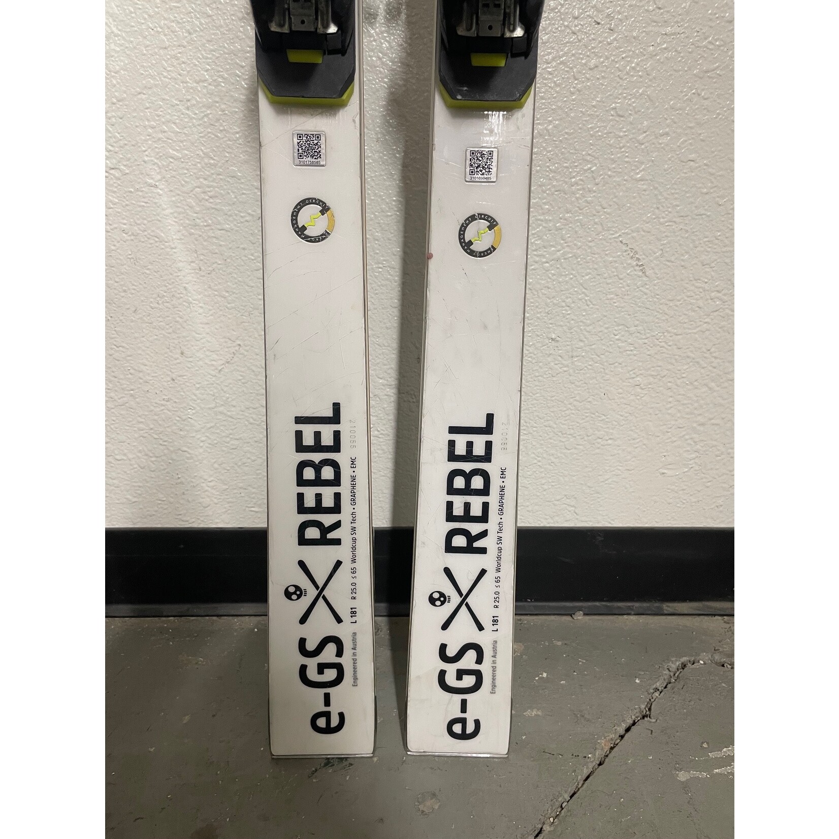 HEAD/TYROLIA HEAD 2024 WCR E-GS REBEL SW RP WCR T 181CM + HEAD FREEFLEX 14 ST USED