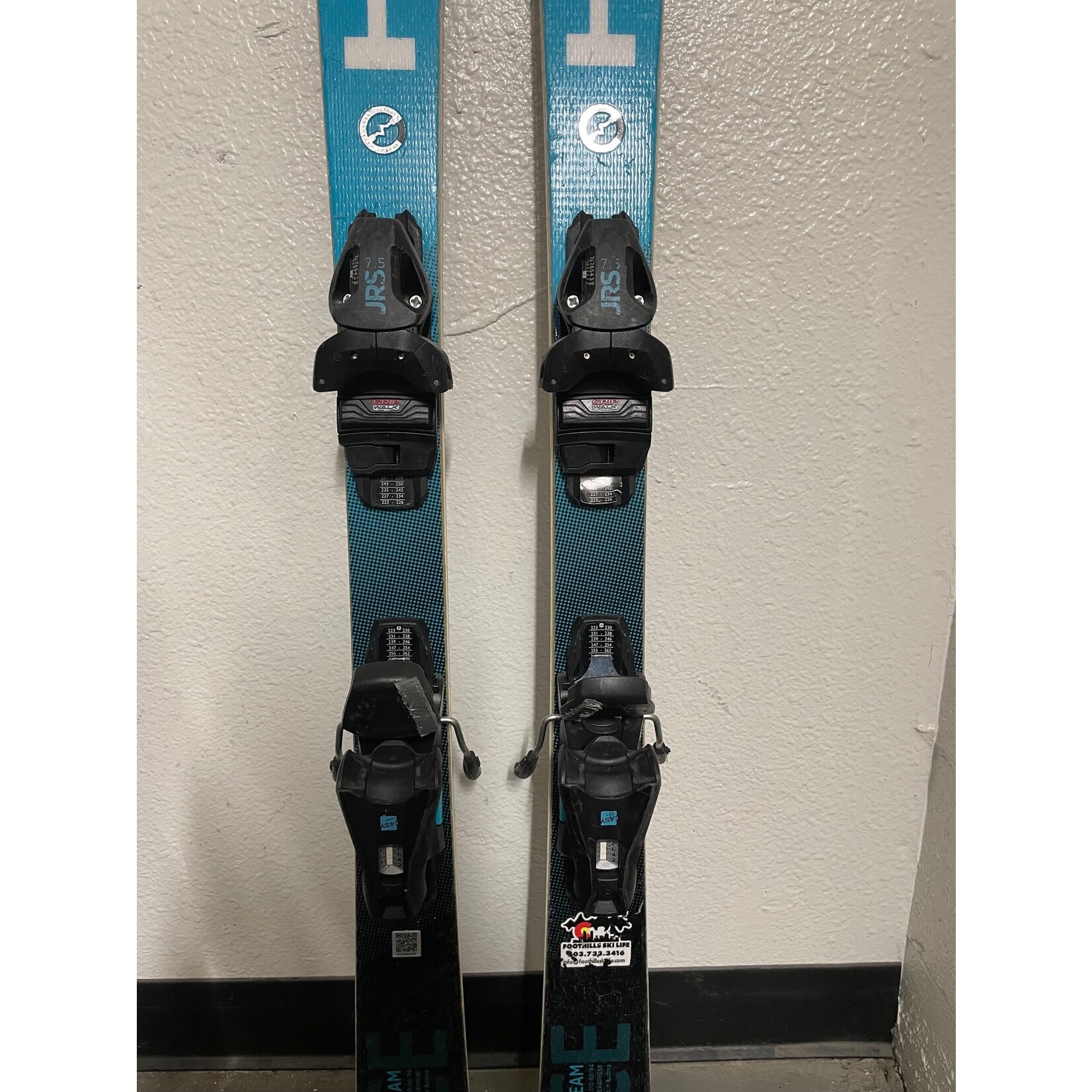 HEAD/TYROLIA USED HEAD 2024 SKIS WC E.RACE TEAM 130CM + JRS 7.5 USED