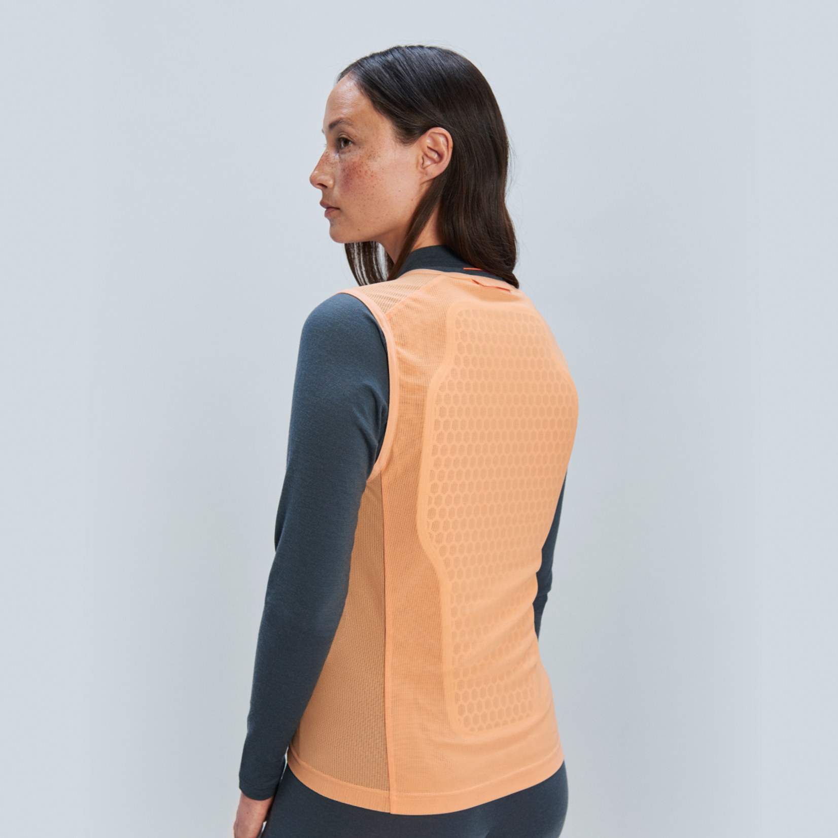 POC POC BACK GUARD WOMENS VPD AIR VEST APRICOT SUNSTONE