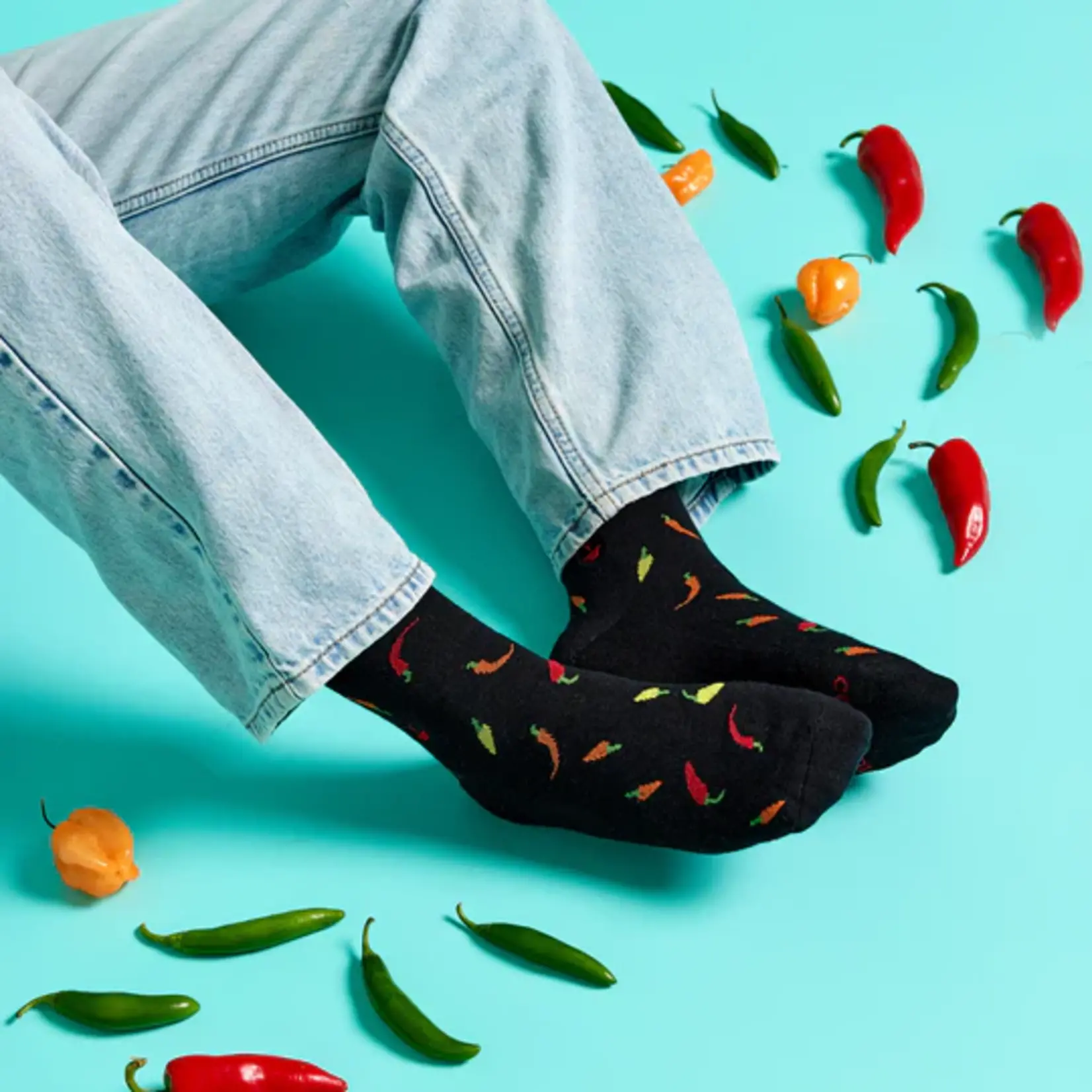Conscious Step Socks that Provide Meals | Small