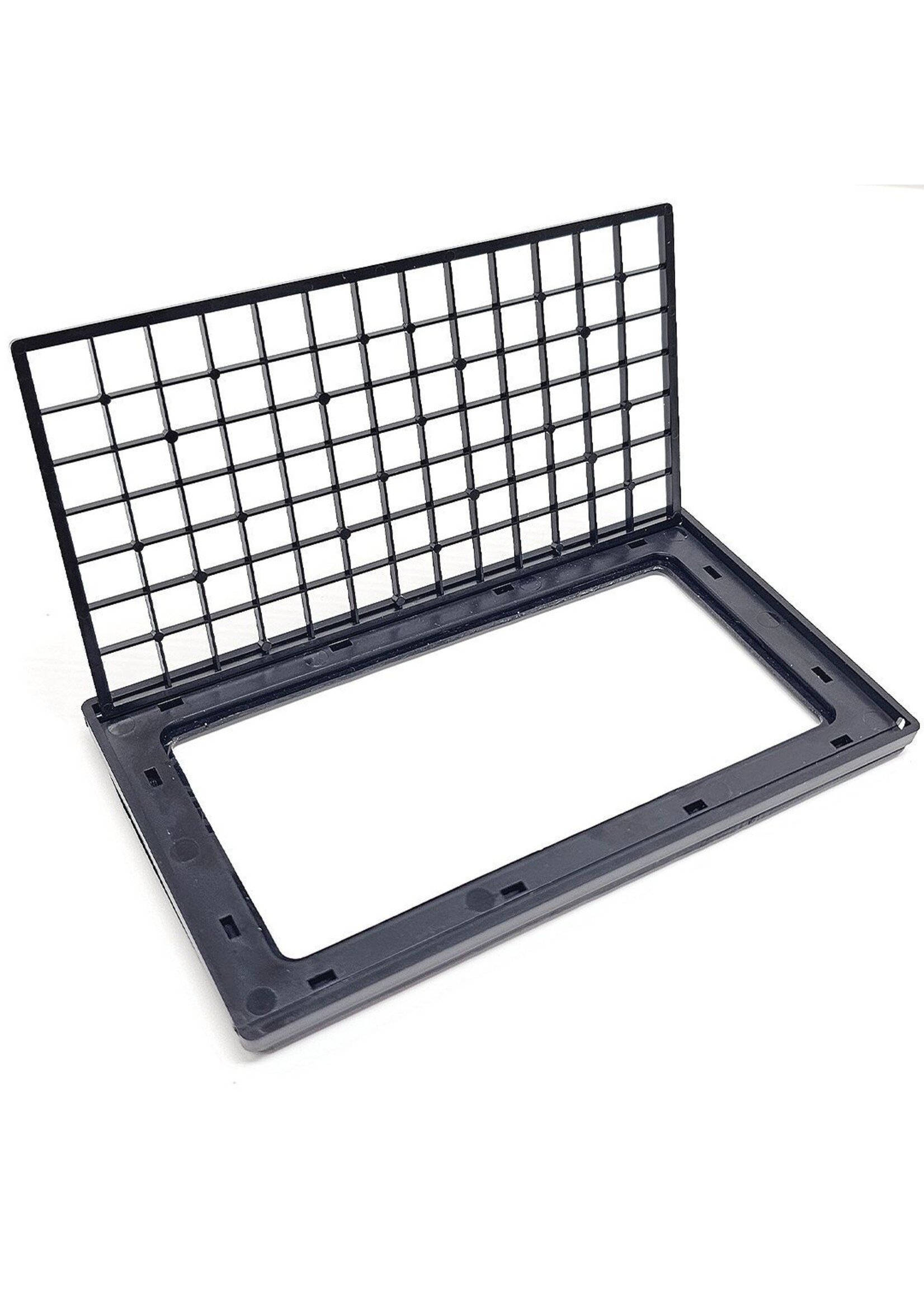 Innovative Marine NUVO FLIP FEED HINGED FEEDING LID