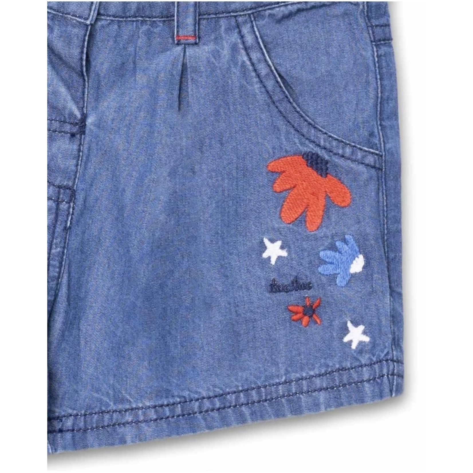 TucTuc TUC TUC - Lightweight Denim Shorts with Pockets and Flower Embroidery 'Beach Day'