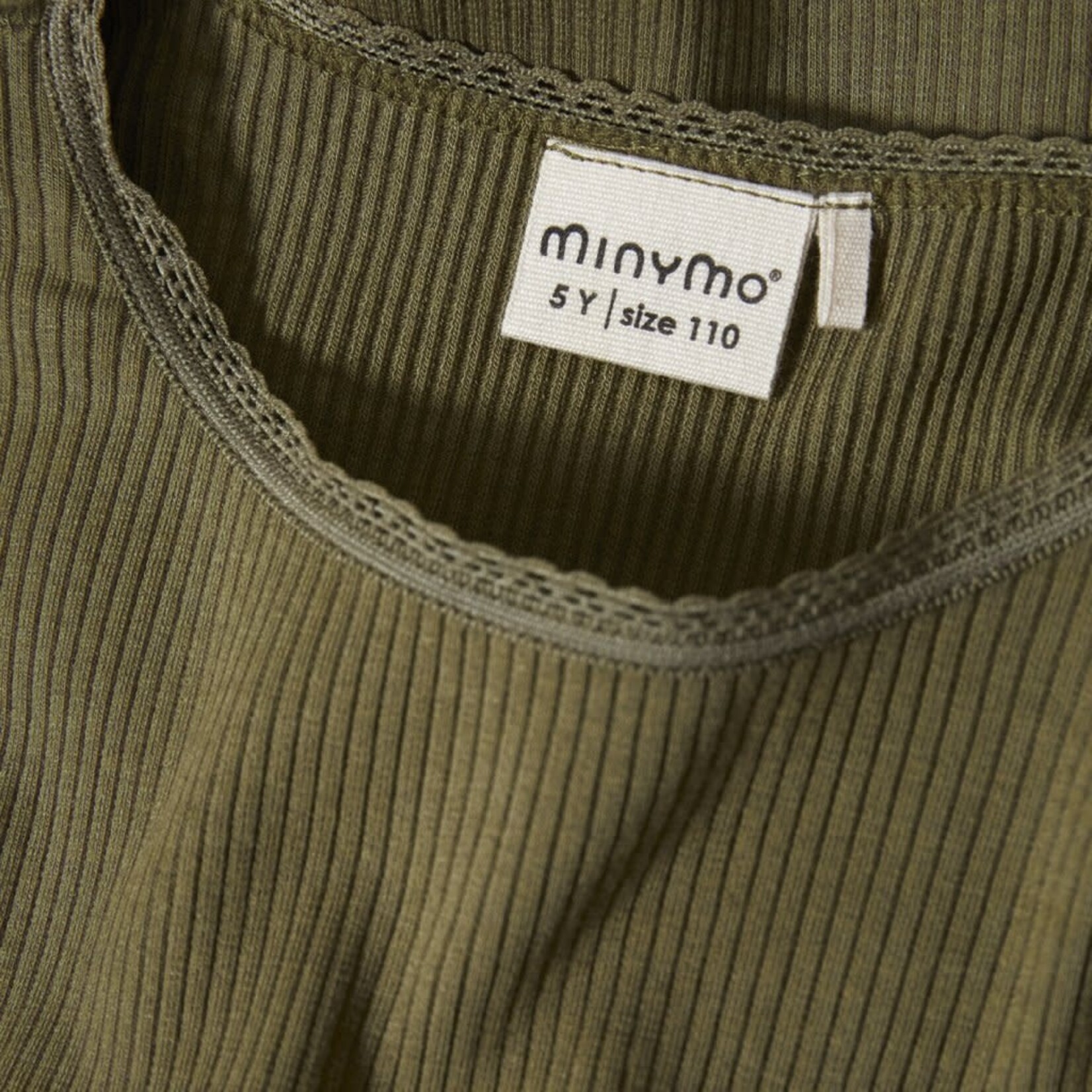 Minymo MINYMO - Tshirt  à manches longues côtelé vert olive avec fronces à la taille